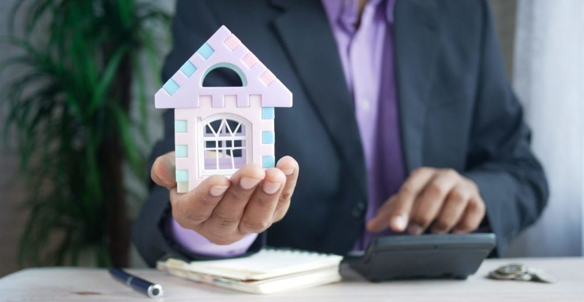 Policy restrictions squeeze sales of top Chinese property developers in Sept
