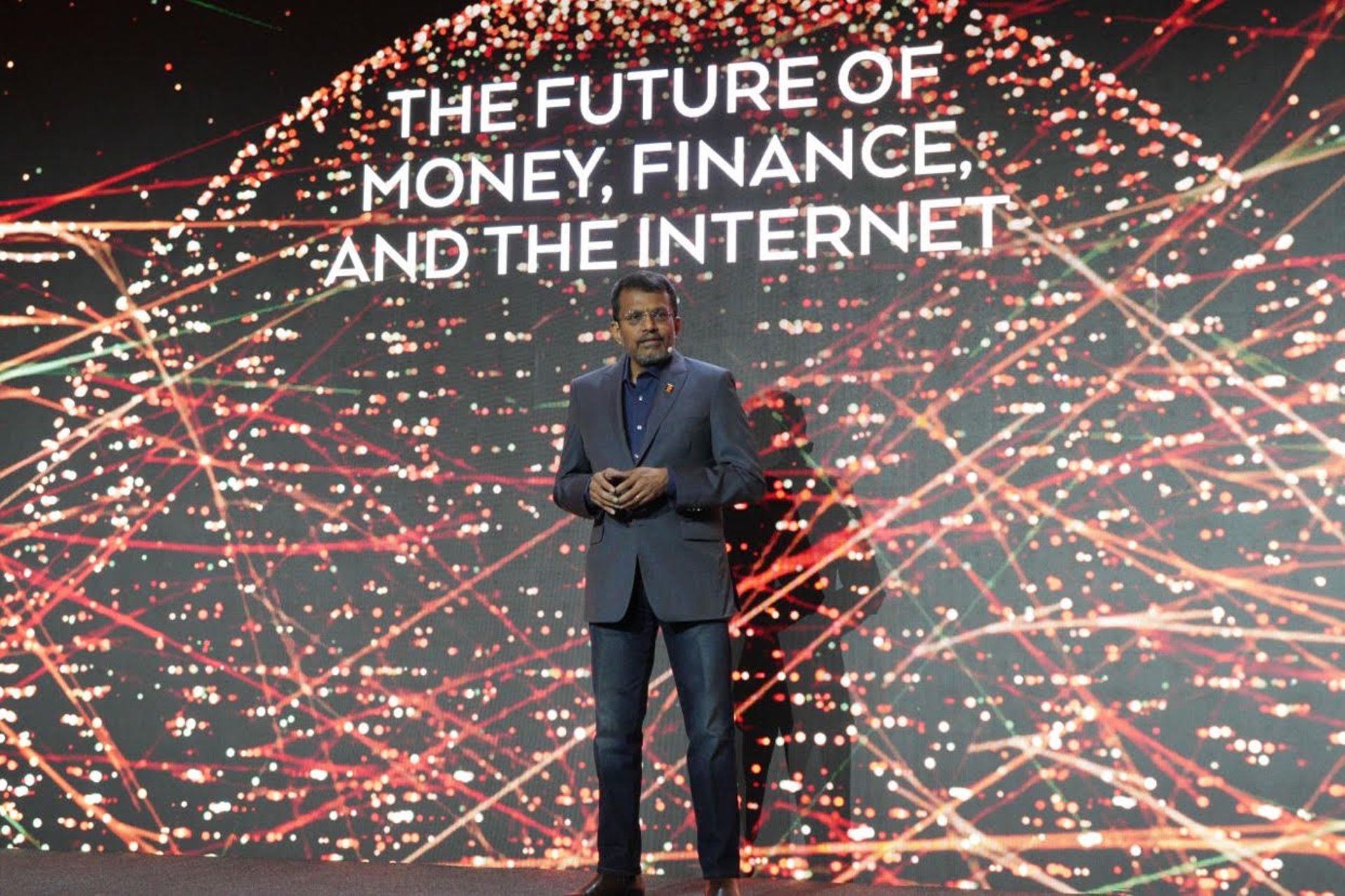 SG’s financial regulator warns retail investors against crypto investments