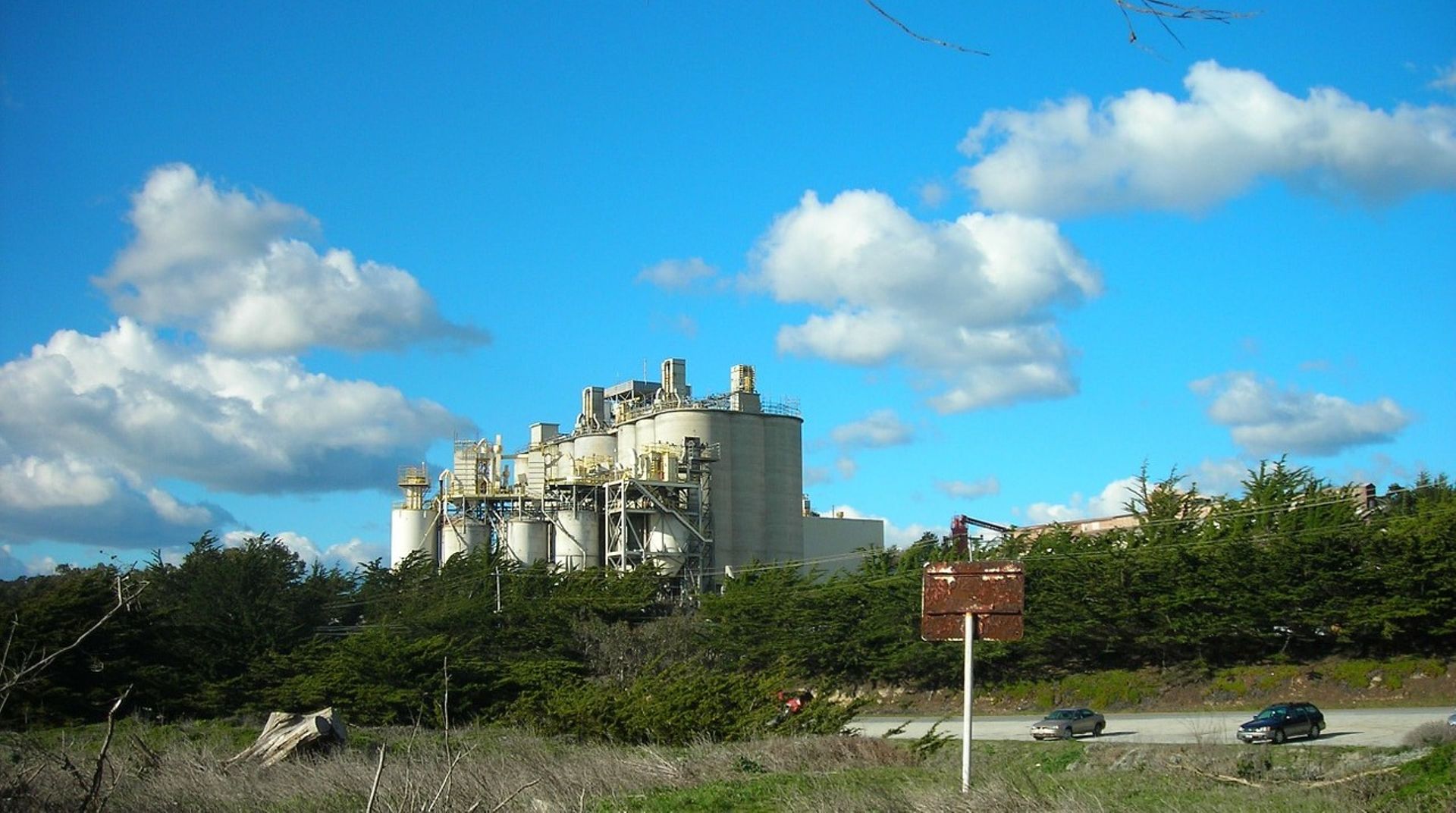 PE giant KKR to buy Japan's chemical storage tank operator CTT