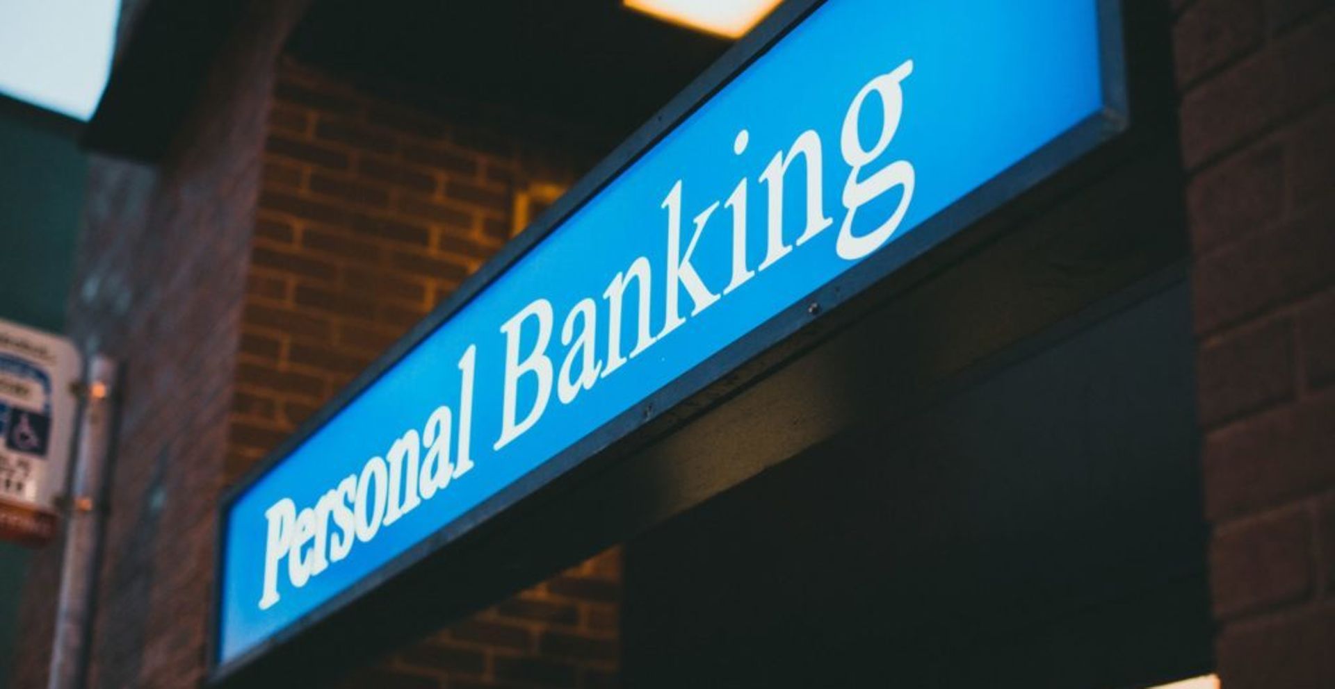 More Indonesian fintechs enter the fray to invest in local banks as OJK deadline looms