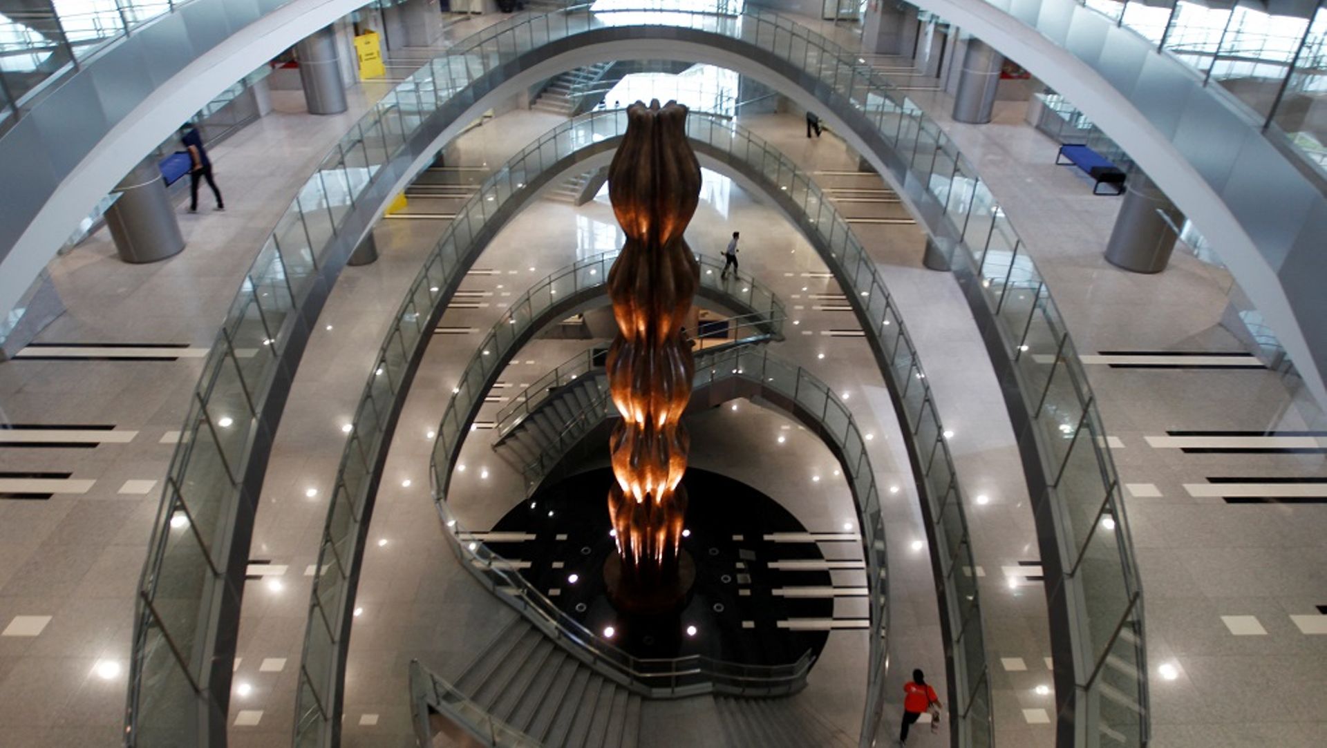 Thai central bank to let banks invest more in fintech, eyes virtual banks