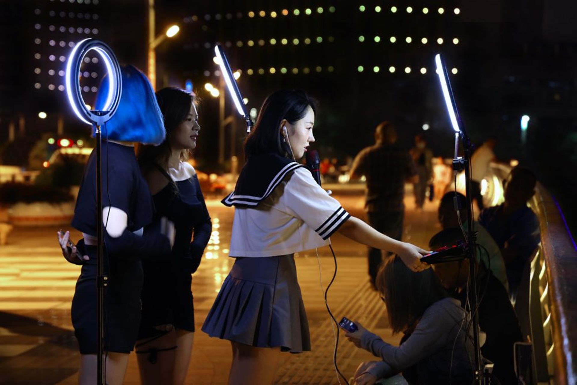 China to crack down on tax evasion among internet celebrities