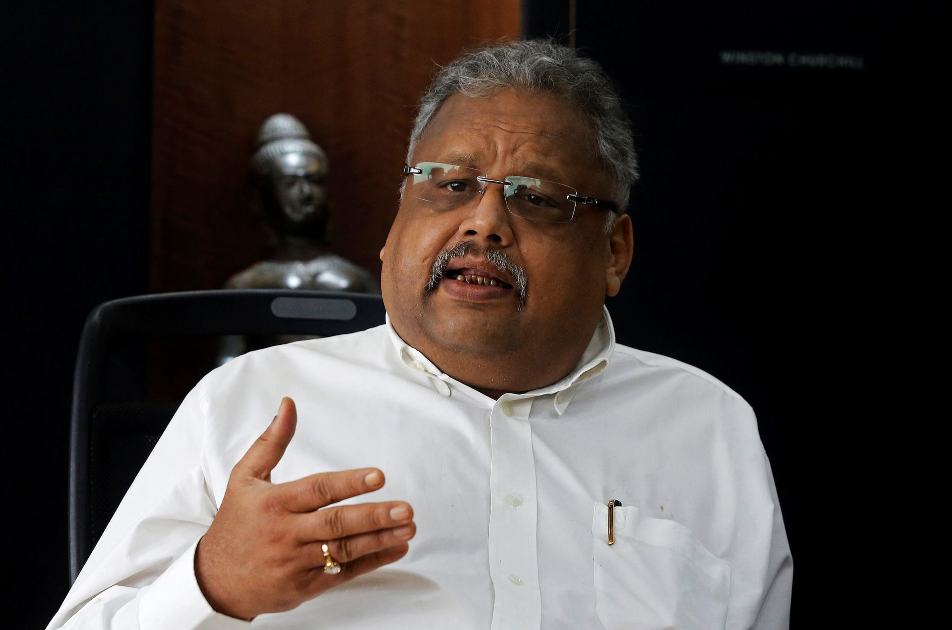 Rakesh Jhunjhunwala, 'India's Warren Buffett', dies at 62