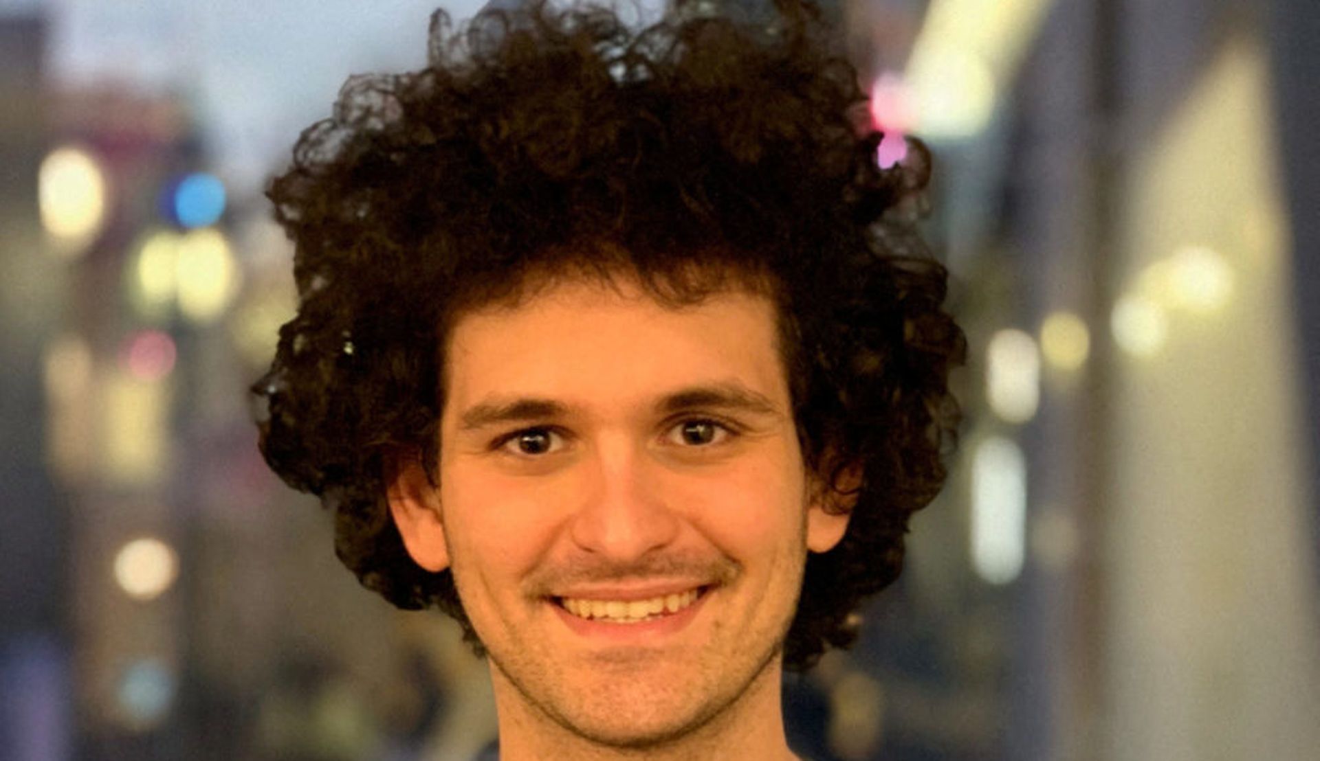 FTX CEO looking at all options after deal with Binance collapses