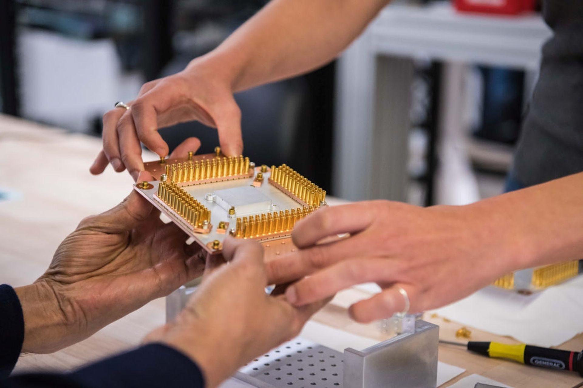 Alphabet spinoff Sandbox AQ raises $500m for quantum computing work