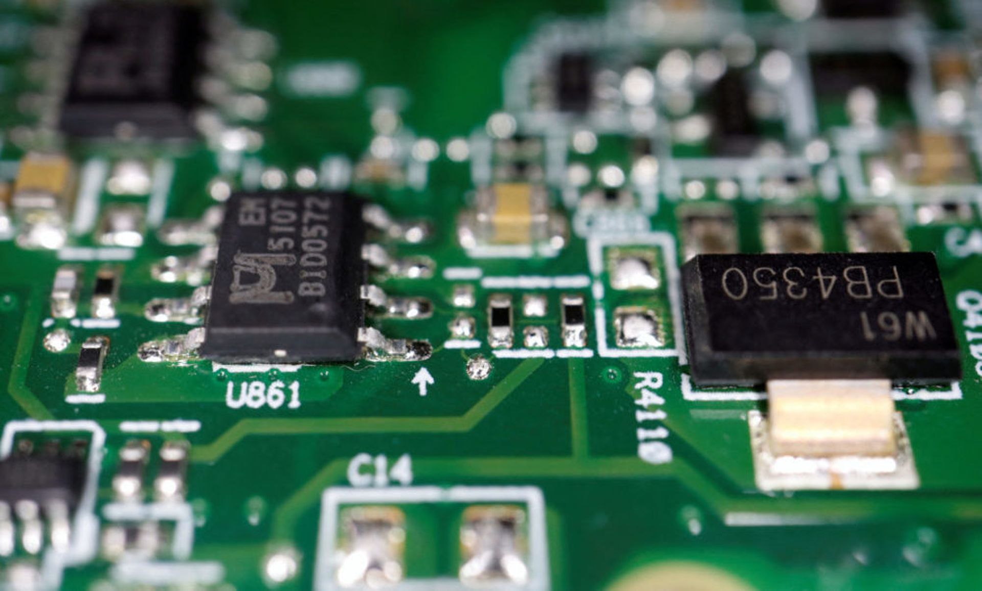 China's Victory Giant to buy Singapore's MFS Technology for up to $460m