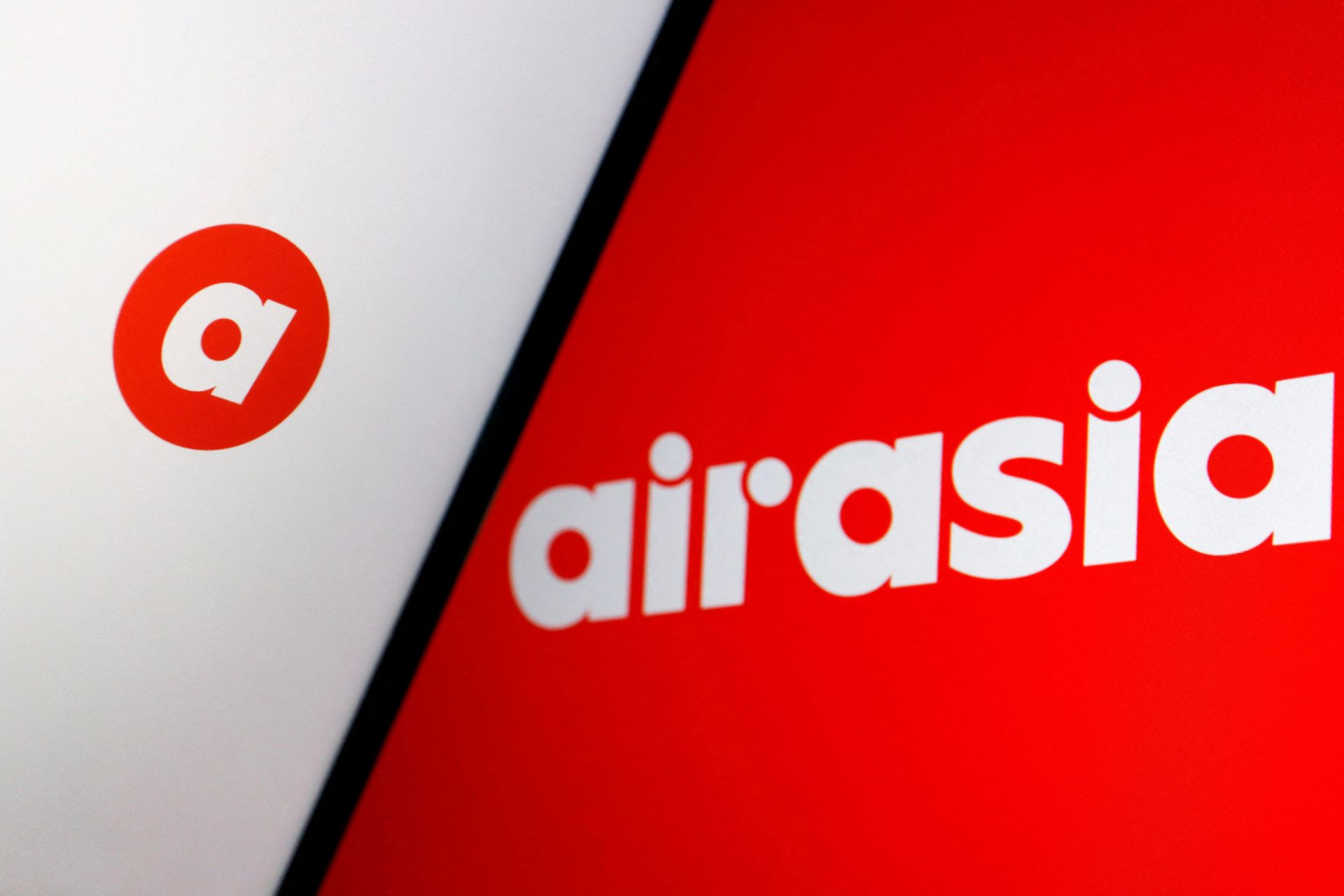 AirAsia parent posts Q4 profit; expects China reopening boost