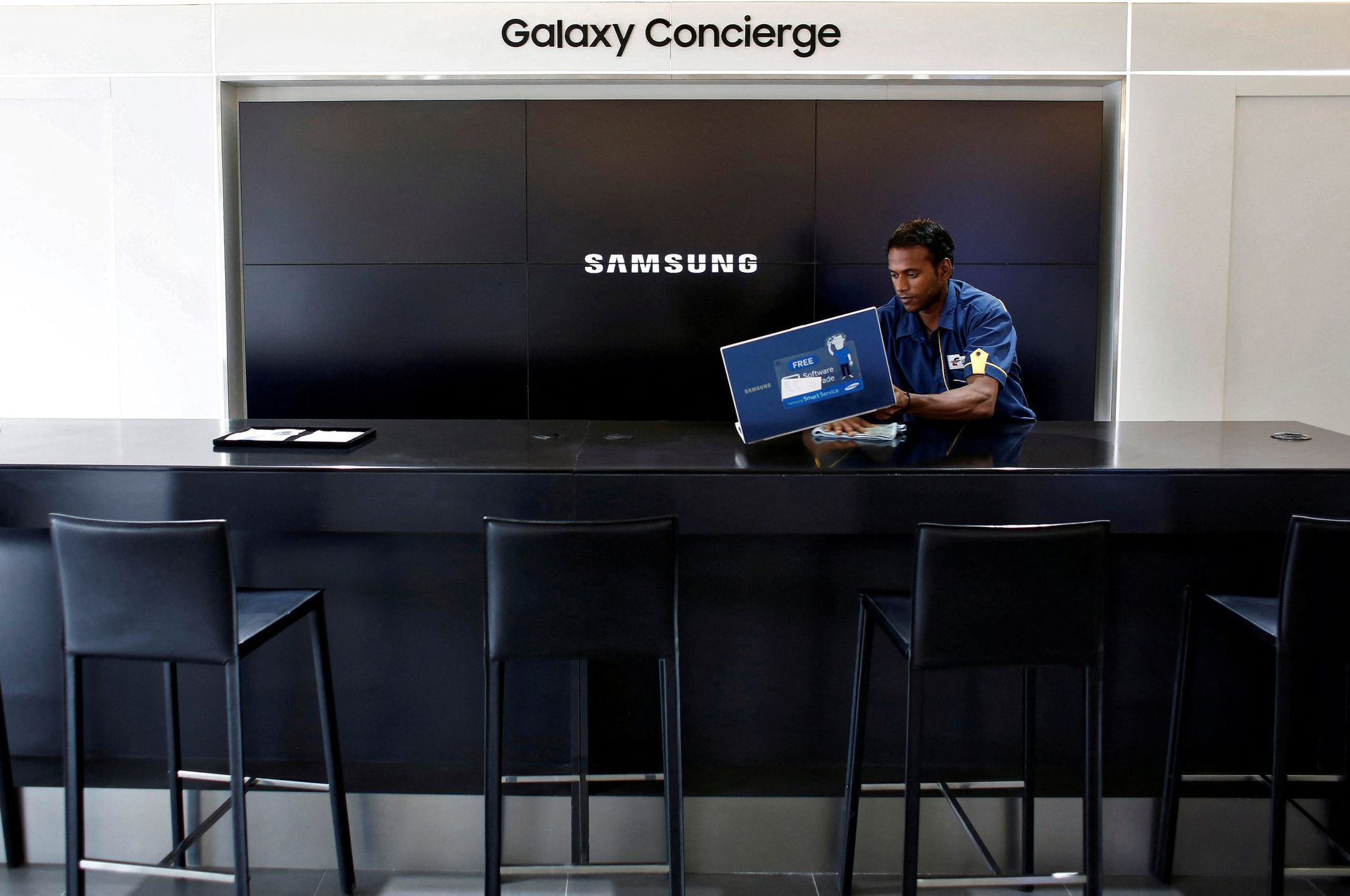 Three quit Samsung India's public policy team in a week amid regulatory hassles