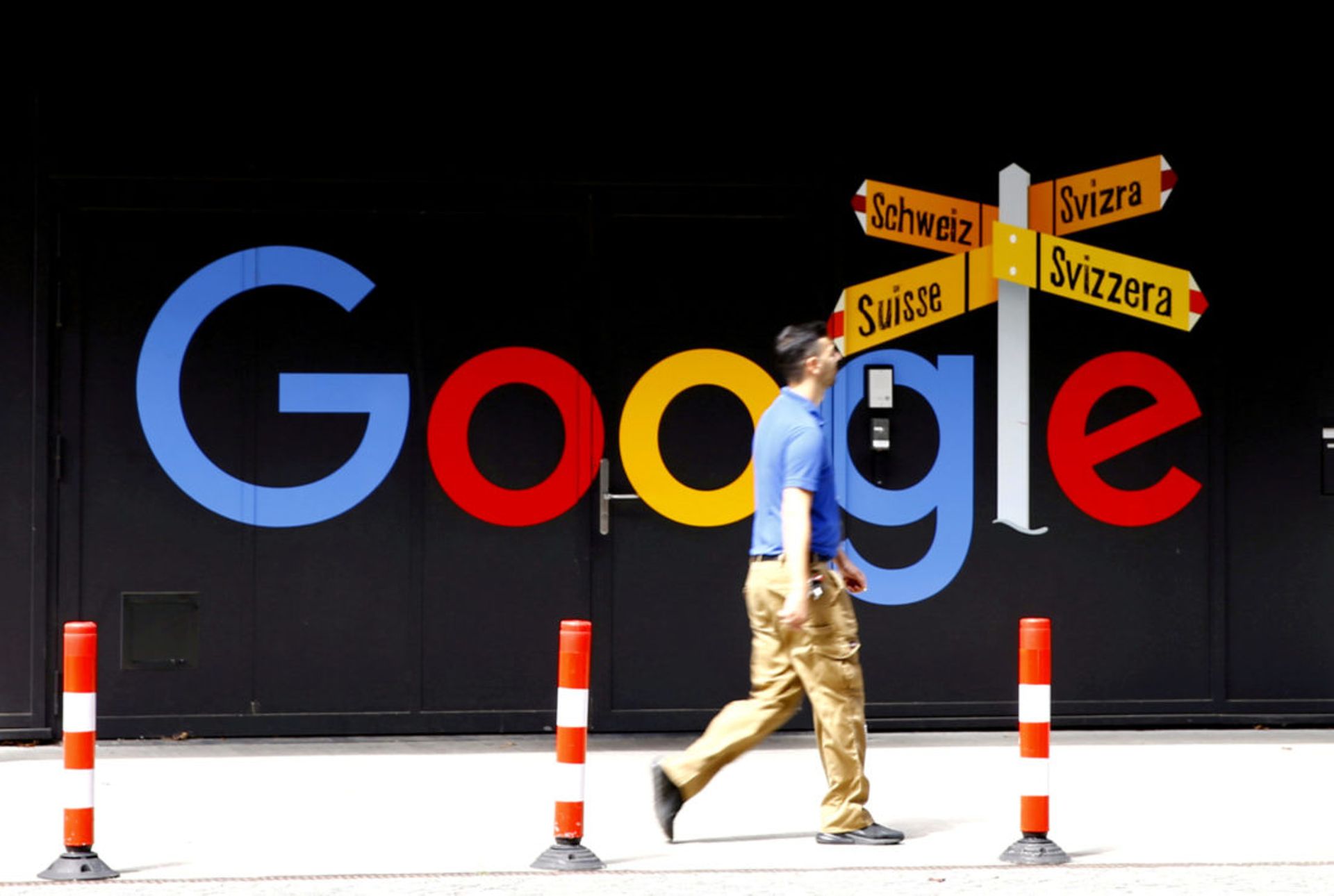 Alphabet to merge AI research units Google Brain, DeepMind