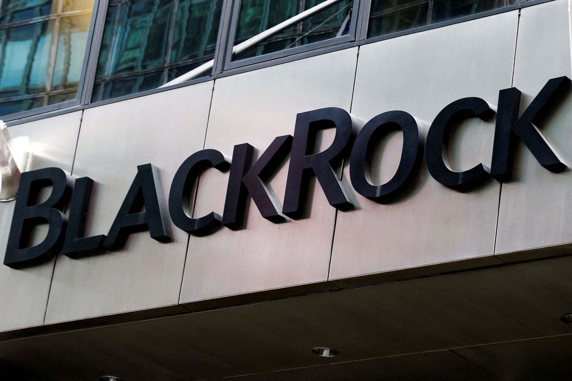 BlackRock-led group in talks to raise over $10b for Aramco deal