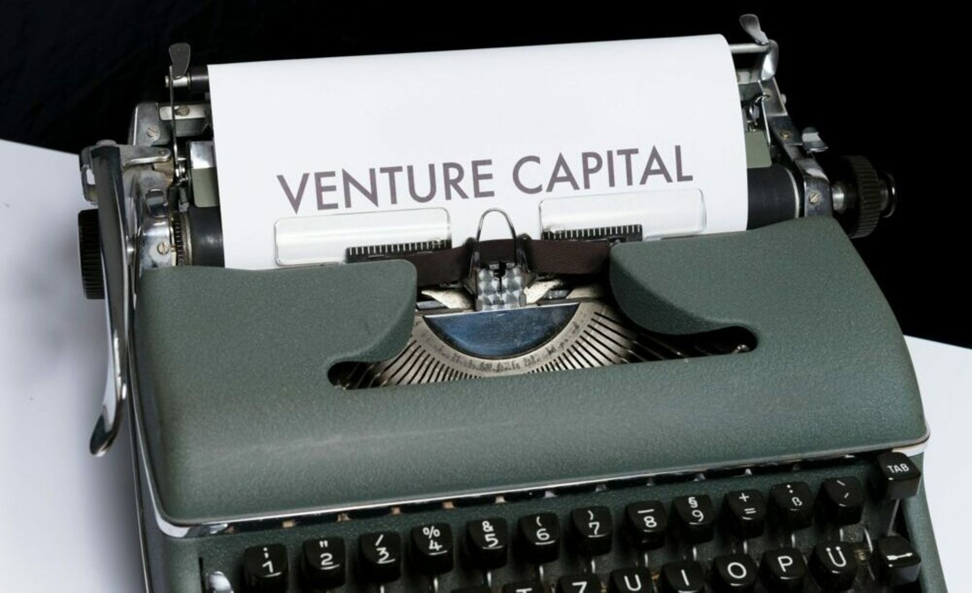 Charticle: 103 SE Asia-based open VC funds are currently looking to raise $10.4b