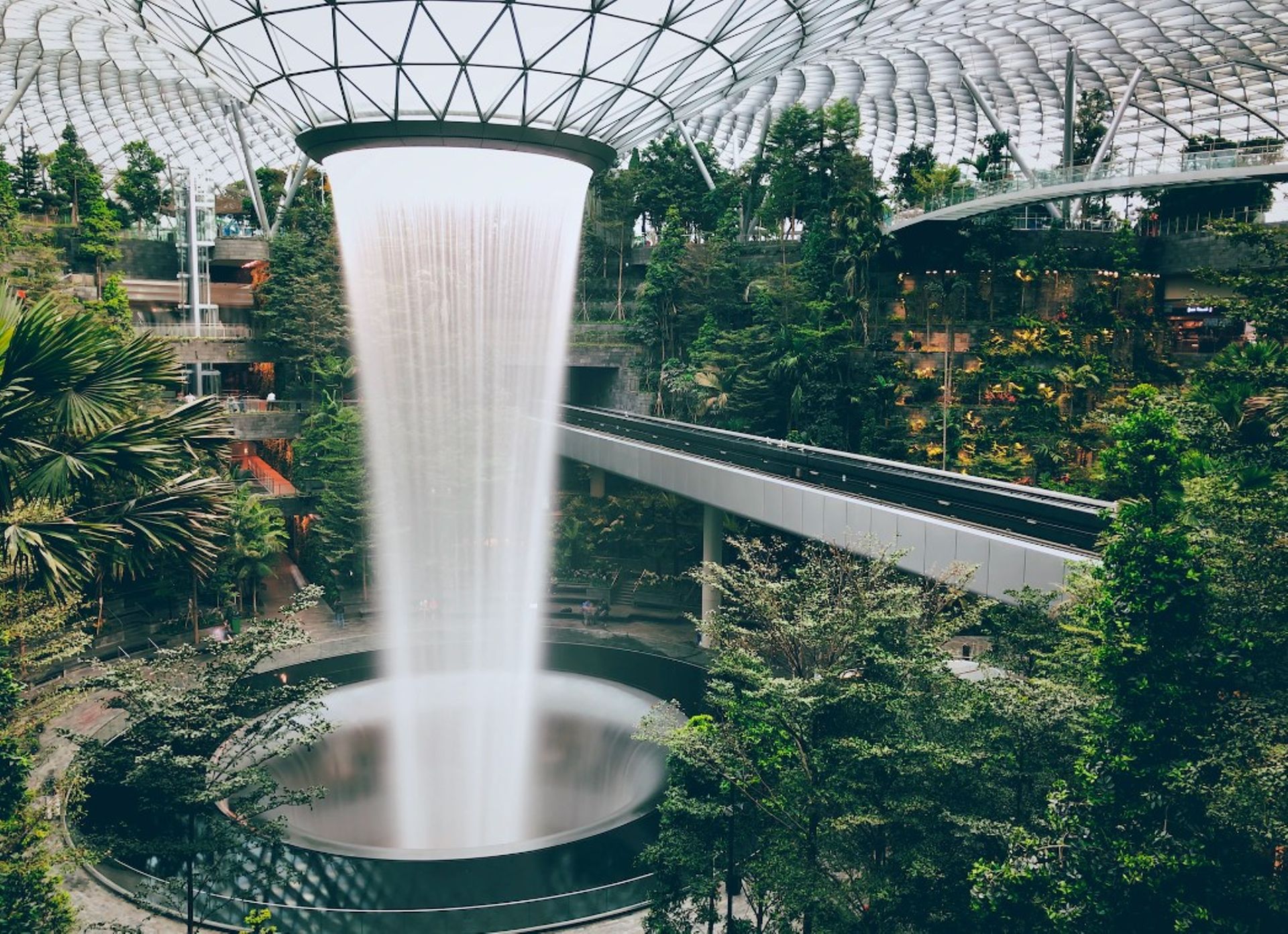 SE Asia Deal Review: Startup fundraising plunges 40% MoM to $663m in Oct