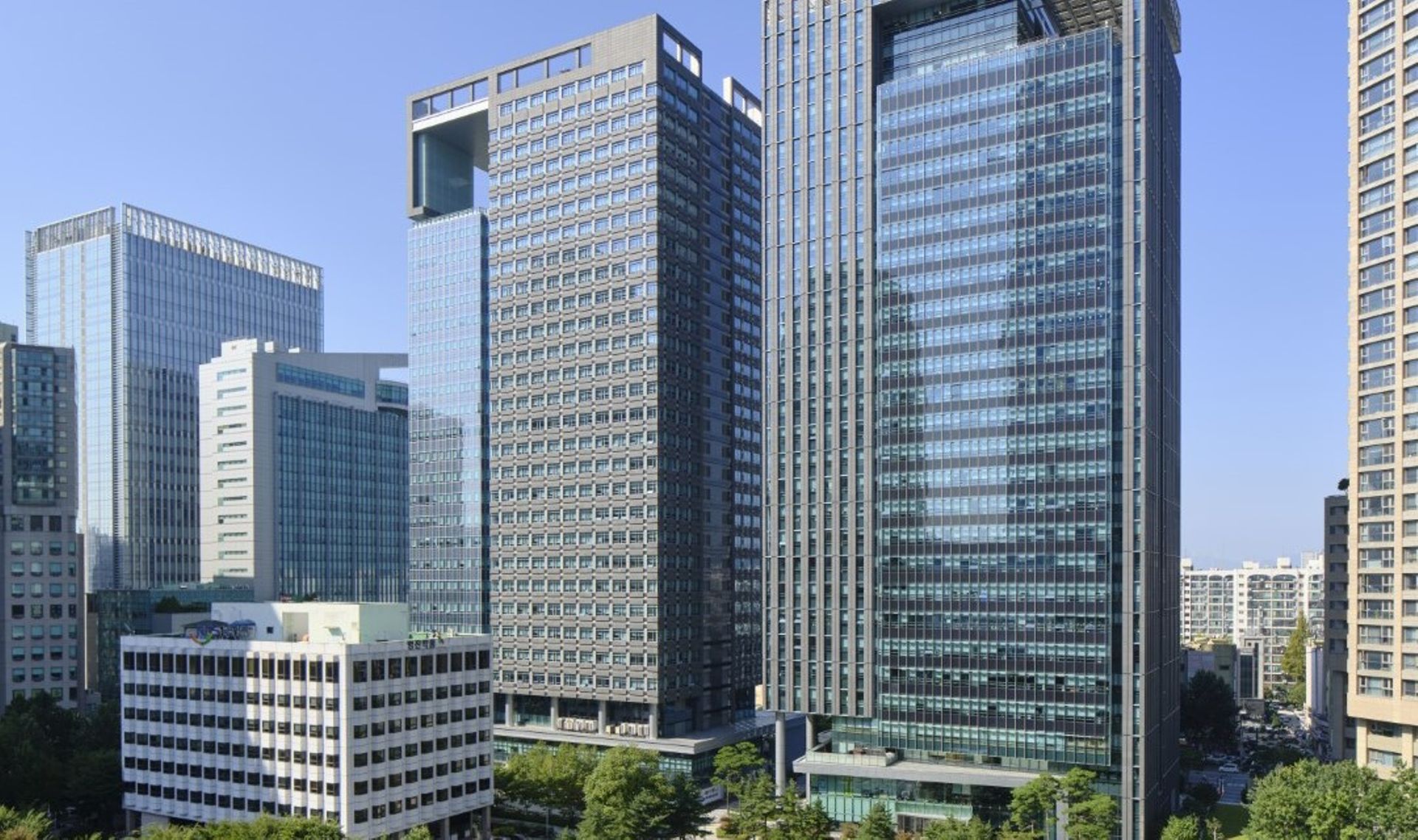 KB Asset Management buys Samsung SDS Tower for $630m in S Korea's largest real estate deal