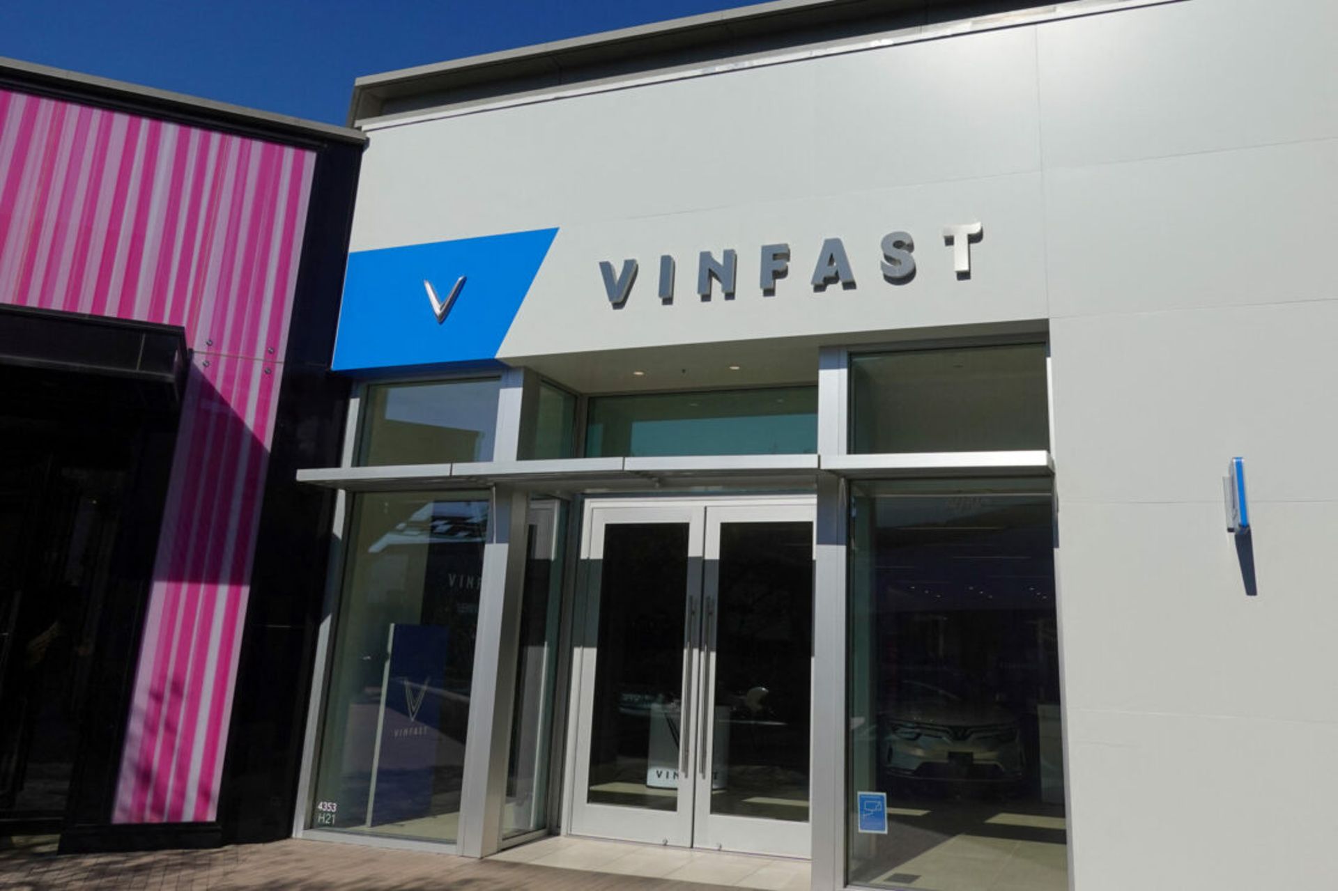 US DFC weighs $500m loan to Vietnamese EV maker VinFast