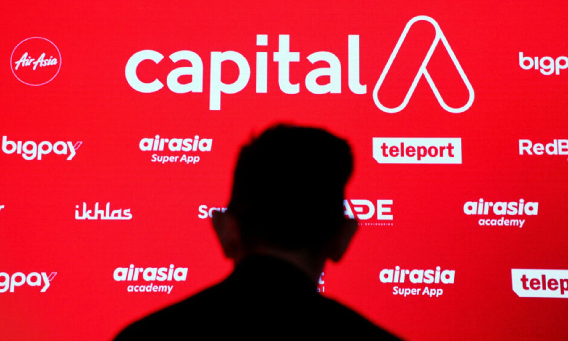 Capital A to sell aviation business to AirAsia X to consolidate brand