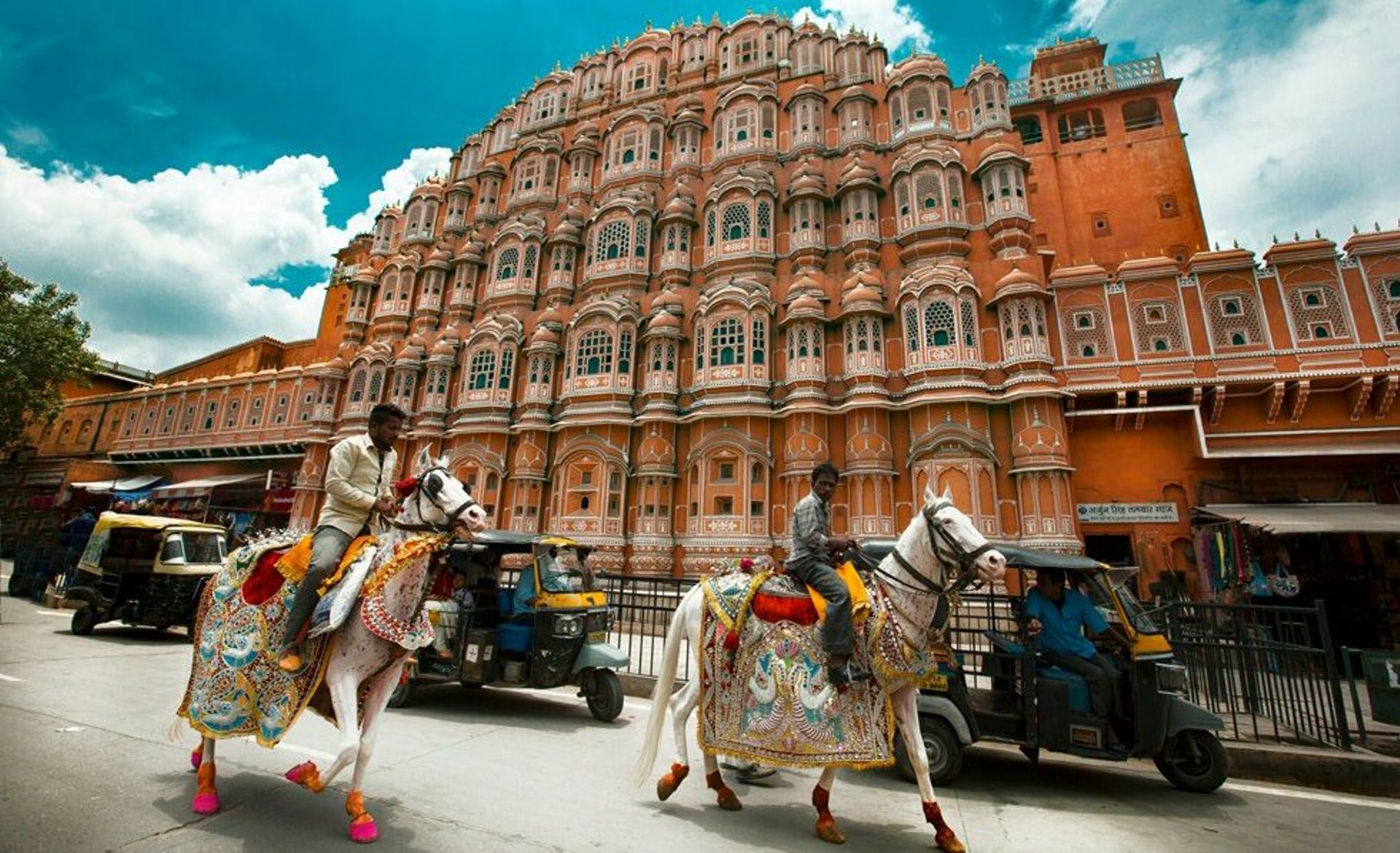 India Deal Review: PE/VC investments in startups breach billion-dollar mark in March