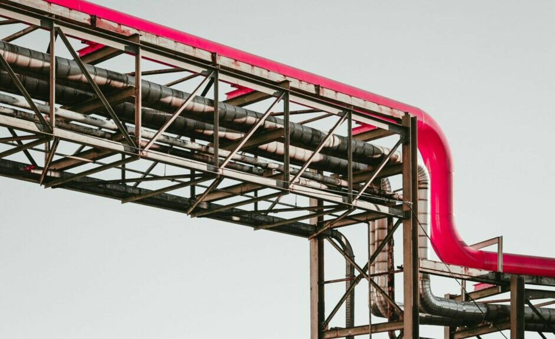 Japanese investors partner with I Squared to invest $370m in India's natural gas infra