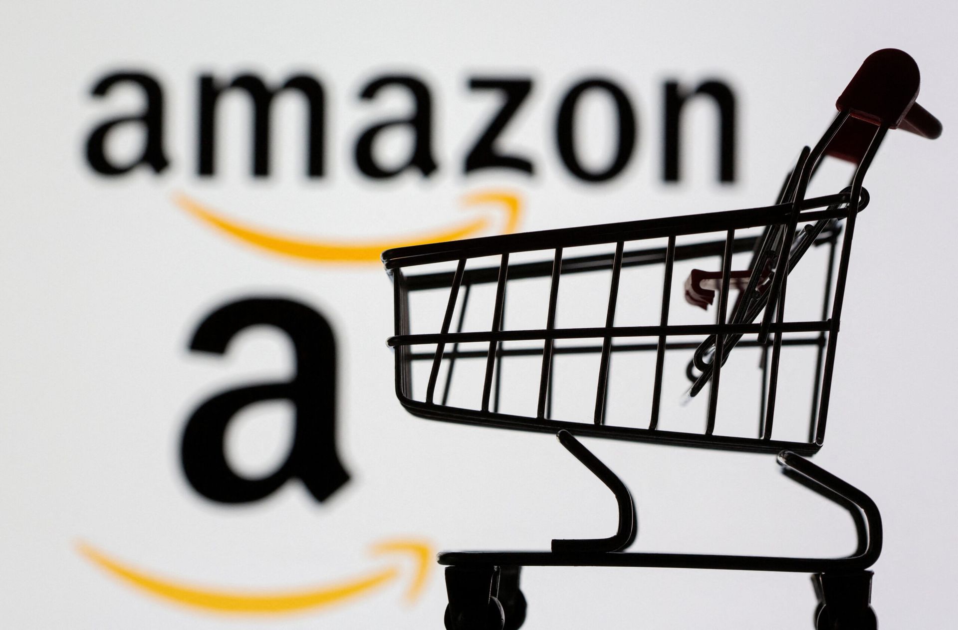 India minister accuses Amazon, other e-commerce platforms of predatory pricing