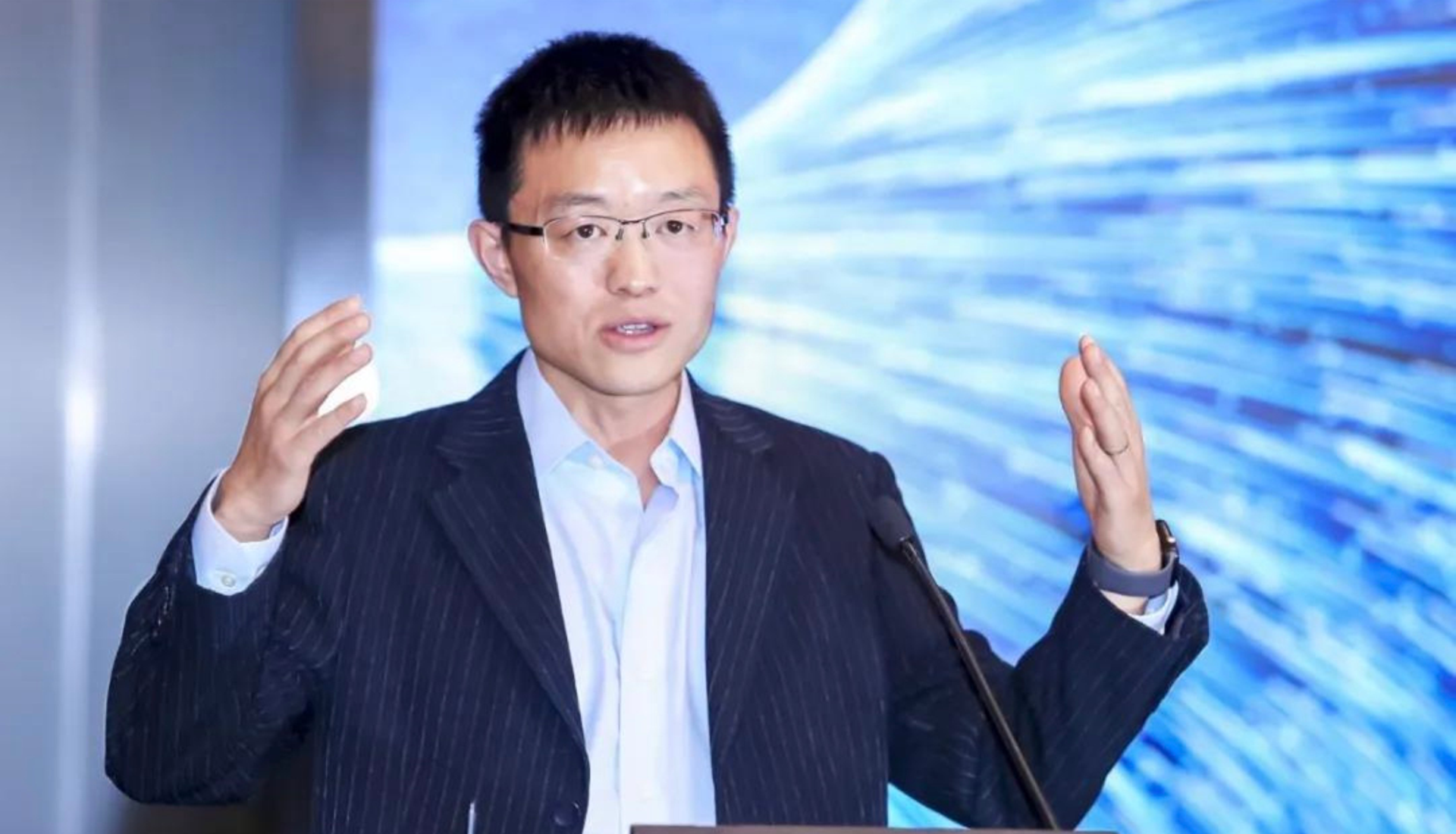 Ahead of IPO, Zhipu AI partners Alibaba Cloud for overseas expansion