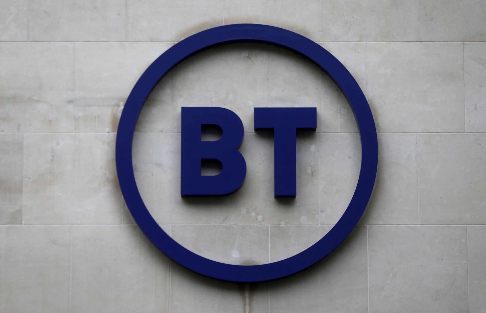 UK approves Indian group Bharti's purchase of 24.5% stake in BT