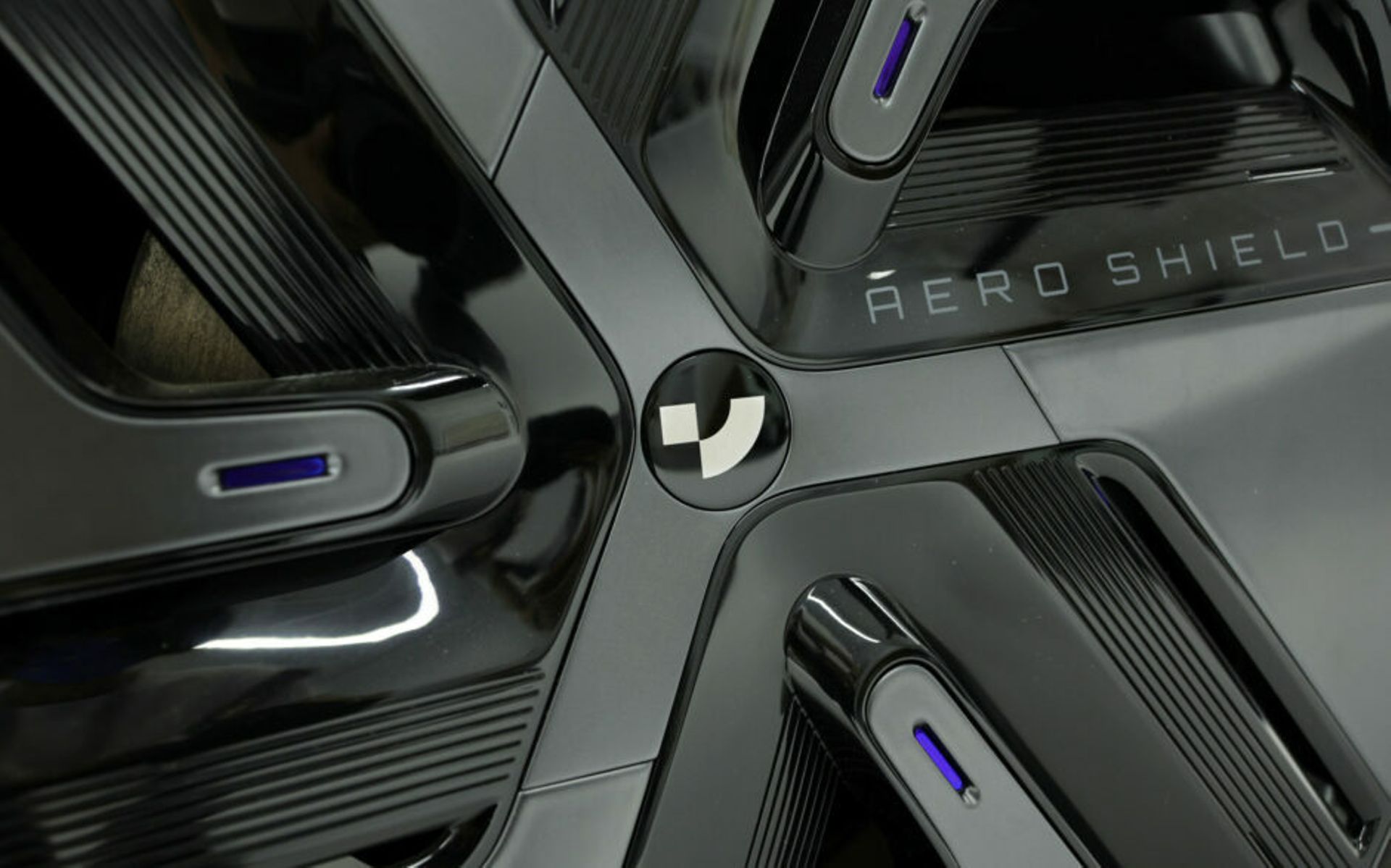 Baidu-Geely JV eyes fresh funding, looks to streamline operations