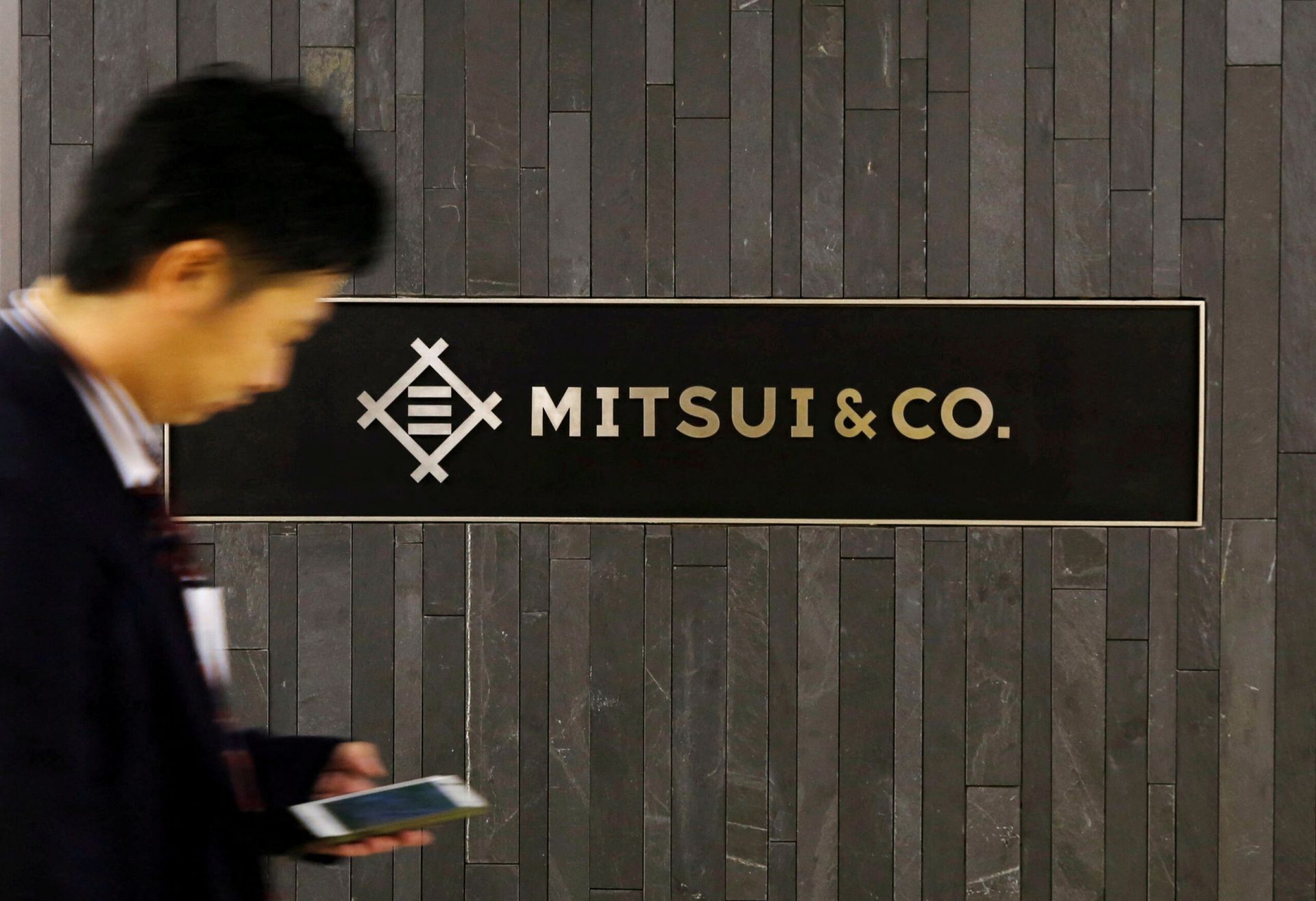 Mitsui to buy $5.3b stake in Rio Tinto-operated iron ore project