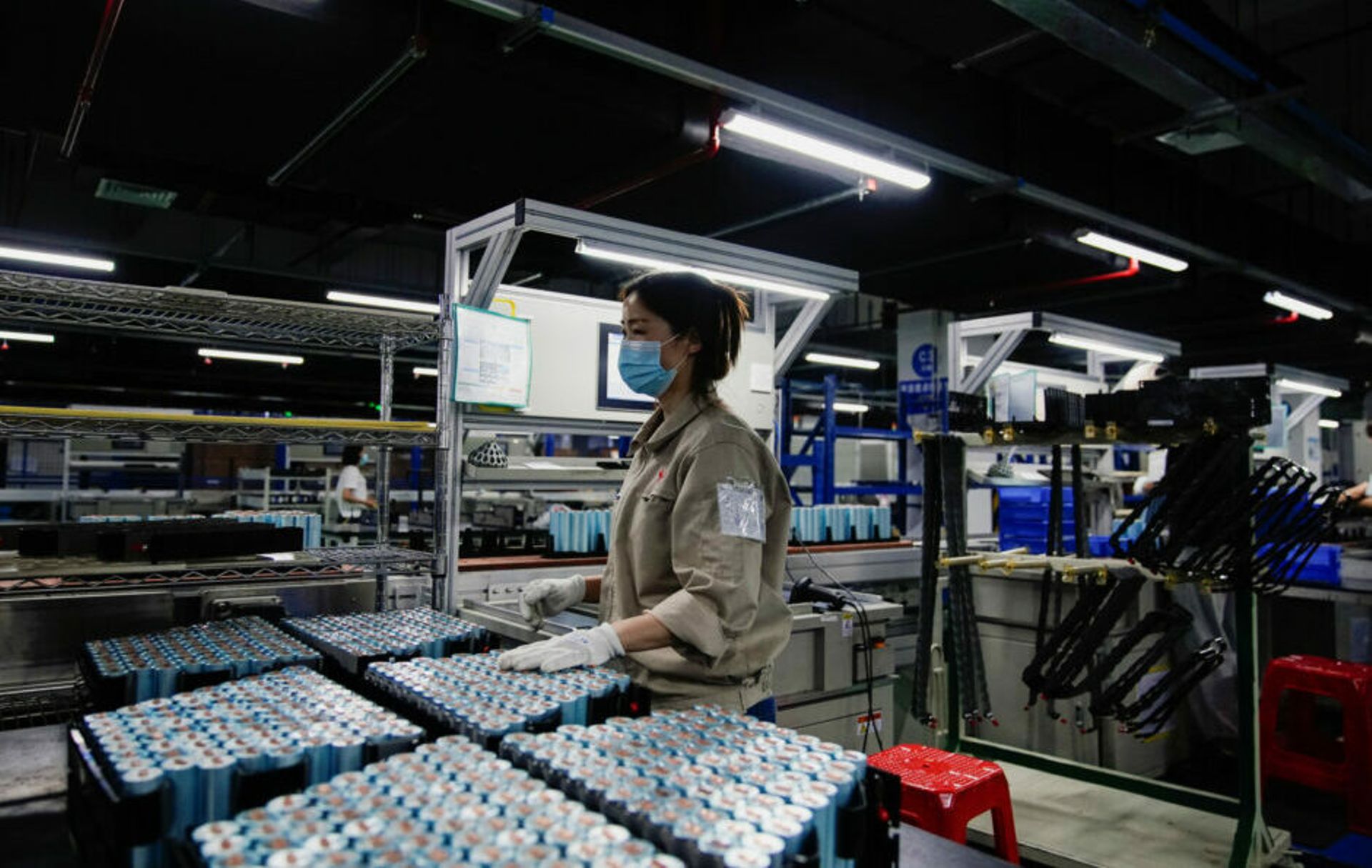 China to raise technical standards for EV batteries to reduce explosion risks