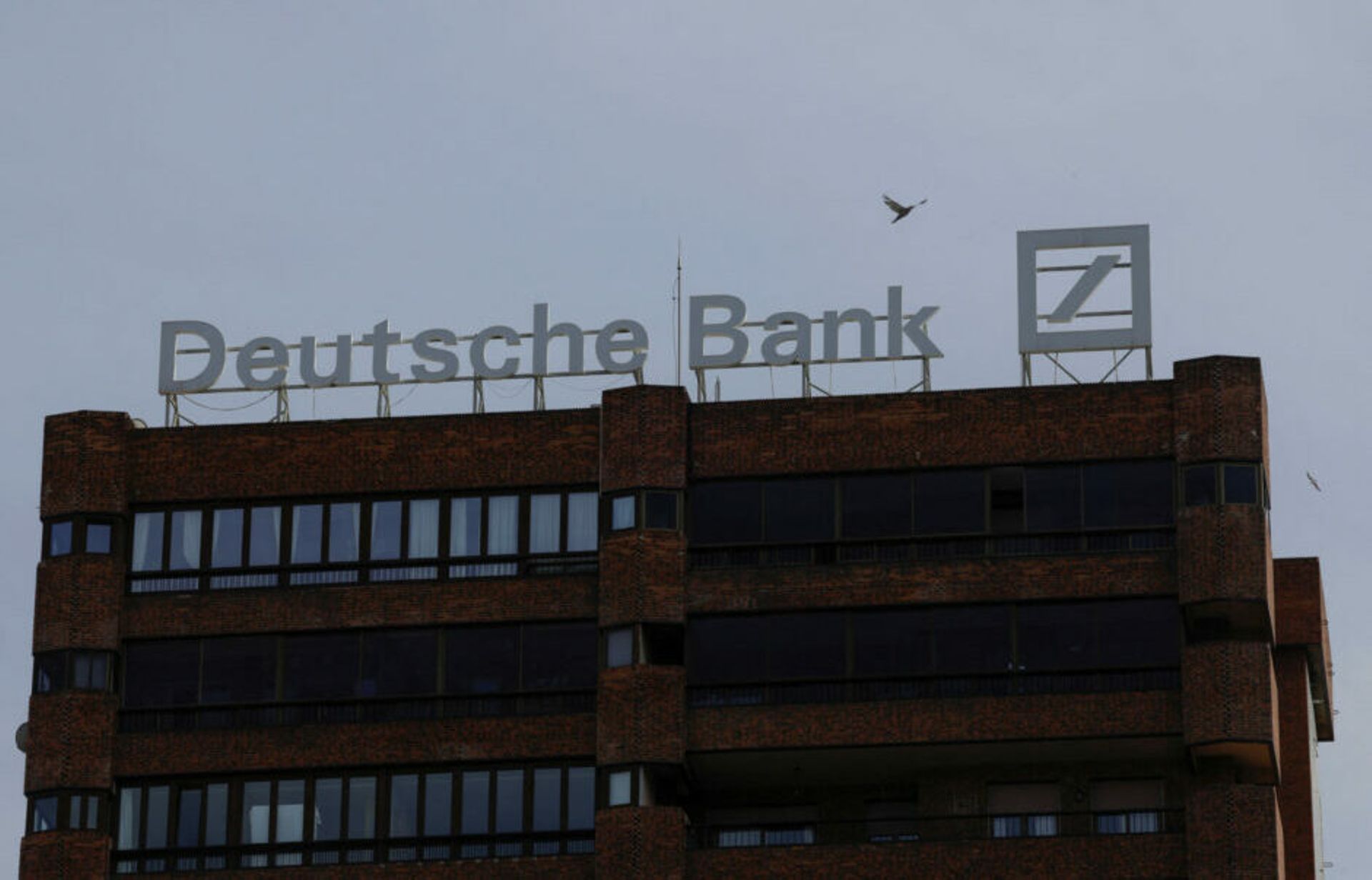 HK's New World Development raises up to $758m loan from Deutsche Bank