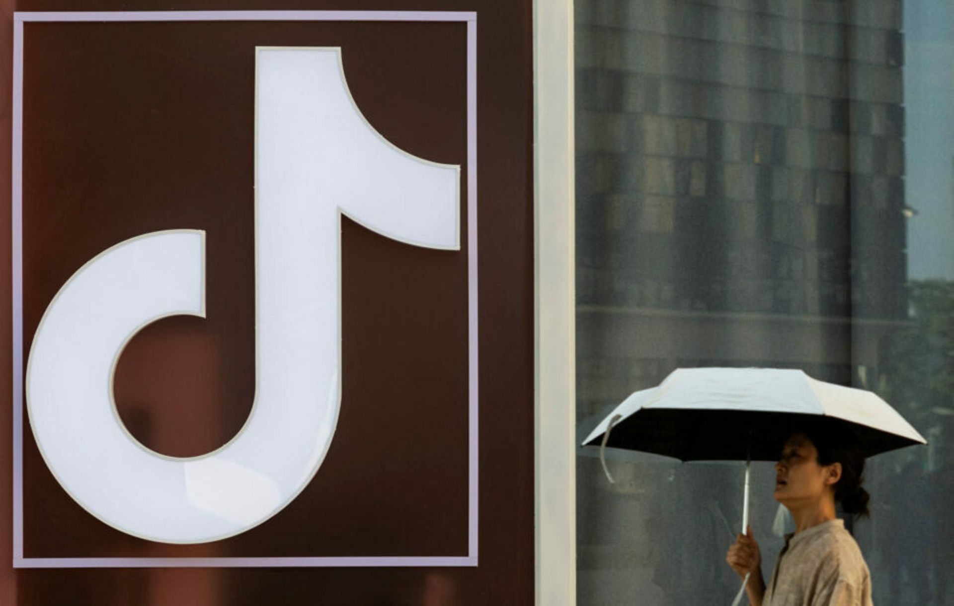 Indonesia's anti-trust agency fines TikTok $900k for late reporting of Tokopedia deal