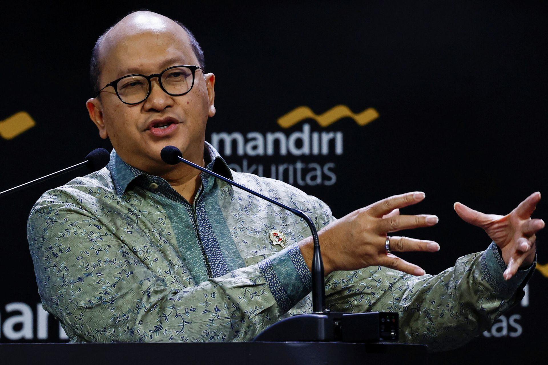 Indonesia eyes $5.5b funding for waste-to-energy plan across 33 cities