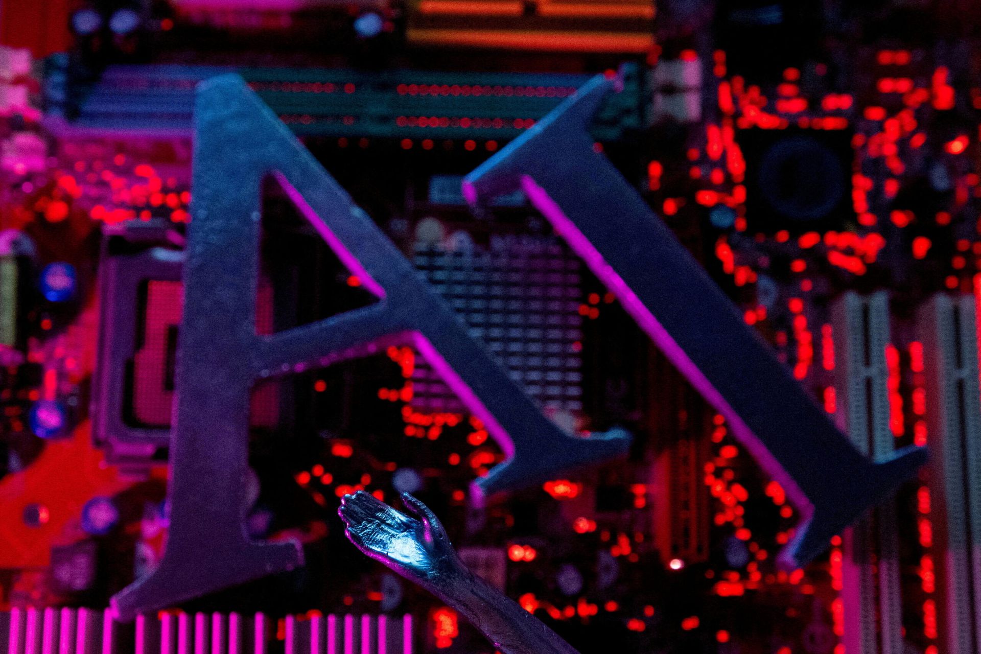 AI-focused Monolith Management raises $488m across two funds