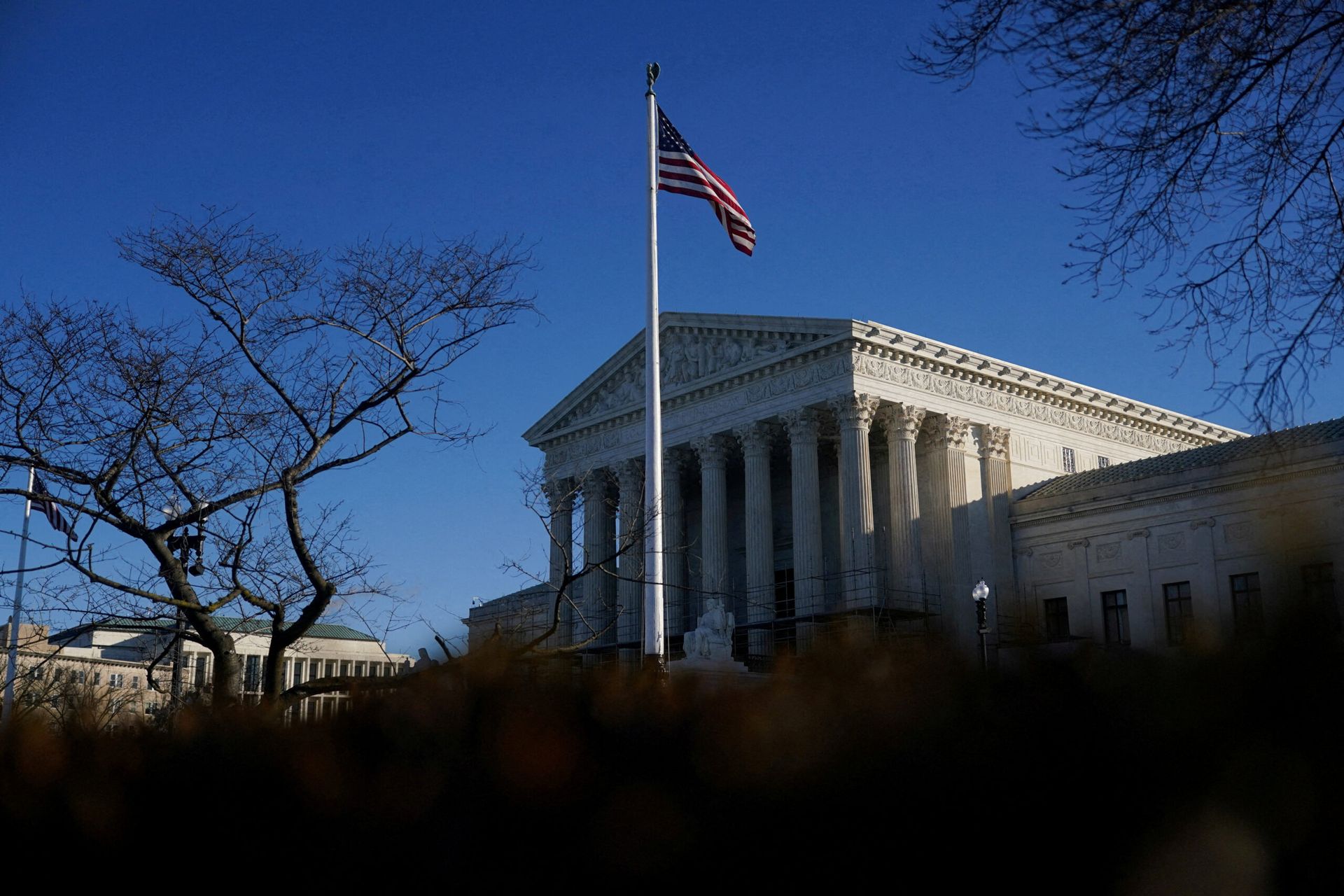 US Supreme Court strikes down Trump's global tariffs