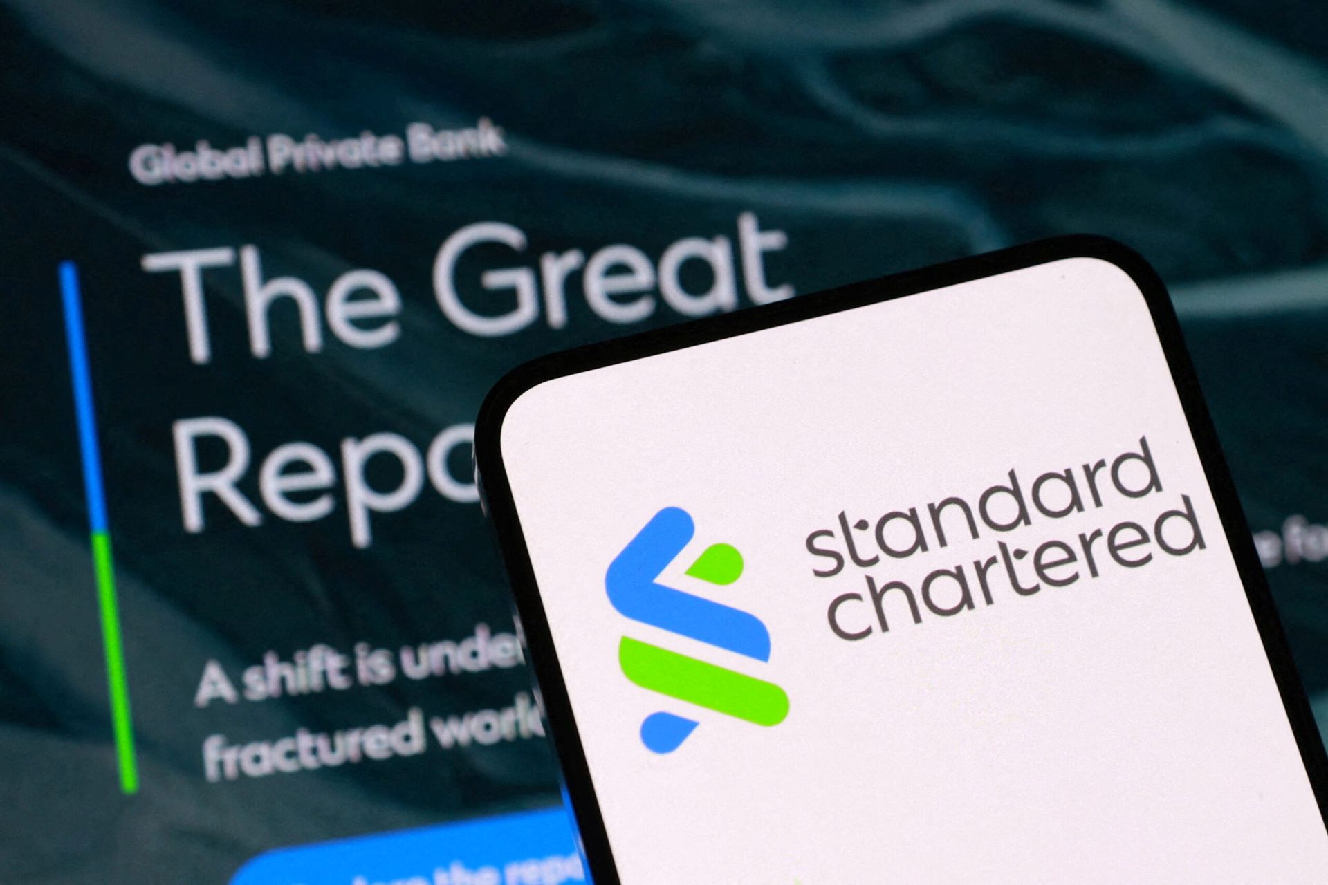StanChart says companies see room for yuan financing to grow
