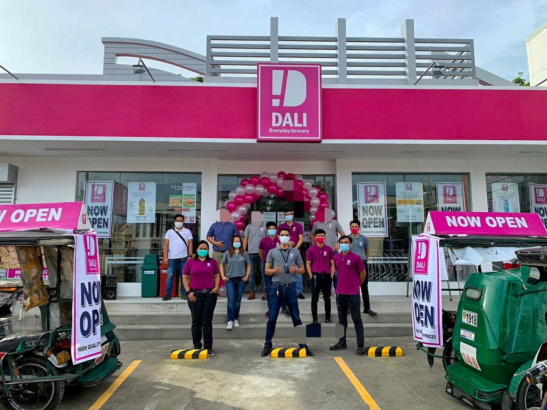 PH retailer DALI trims 2025 losses as revenue tops $840m, costs remain a drag