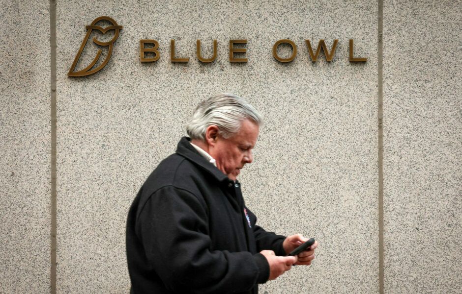 Blue Owl keeps withdrawal cap on private credit funds despite easing redemption pressure