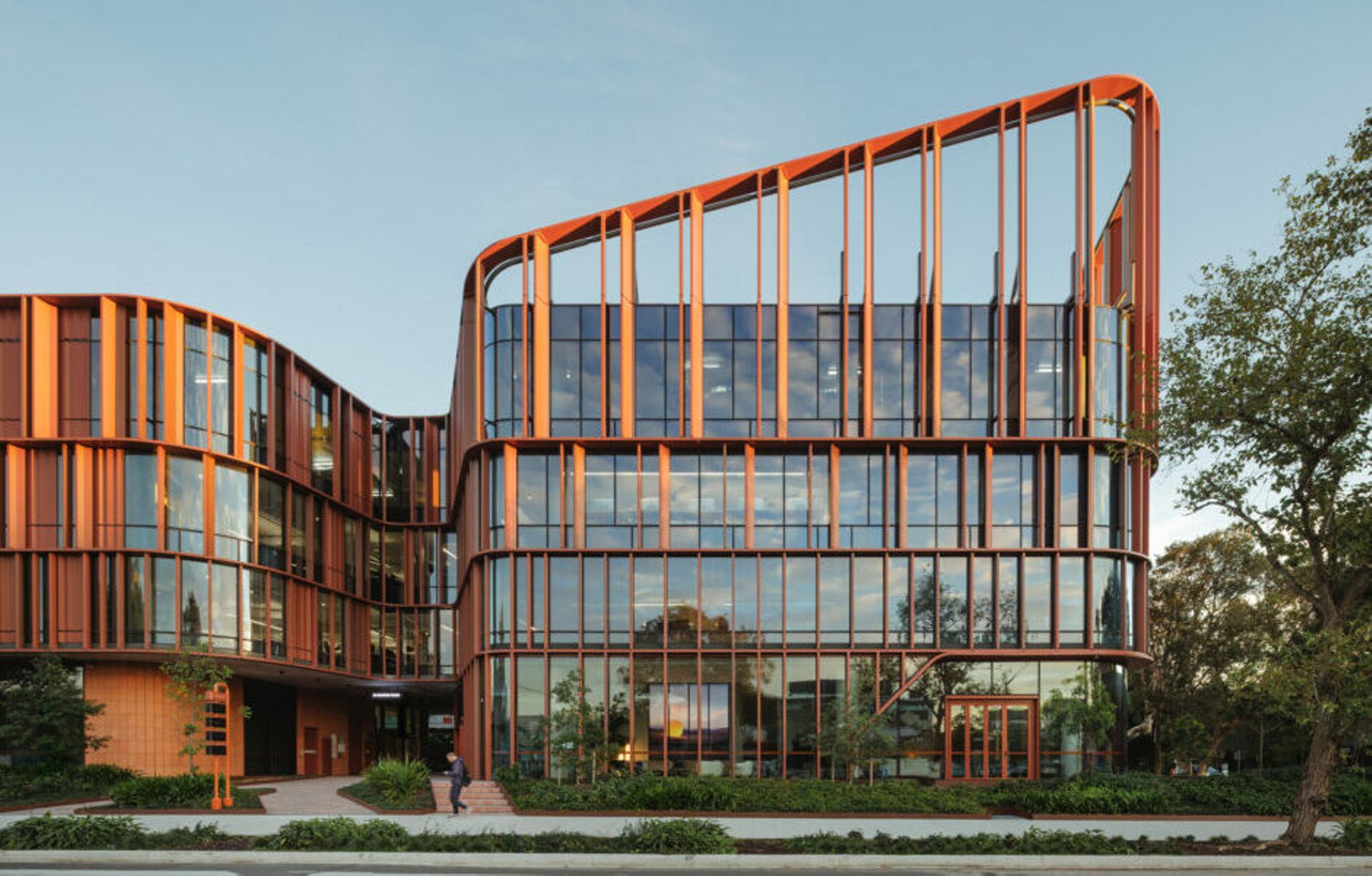 CapitaLand secures $320m for second APAC real estate credit fund