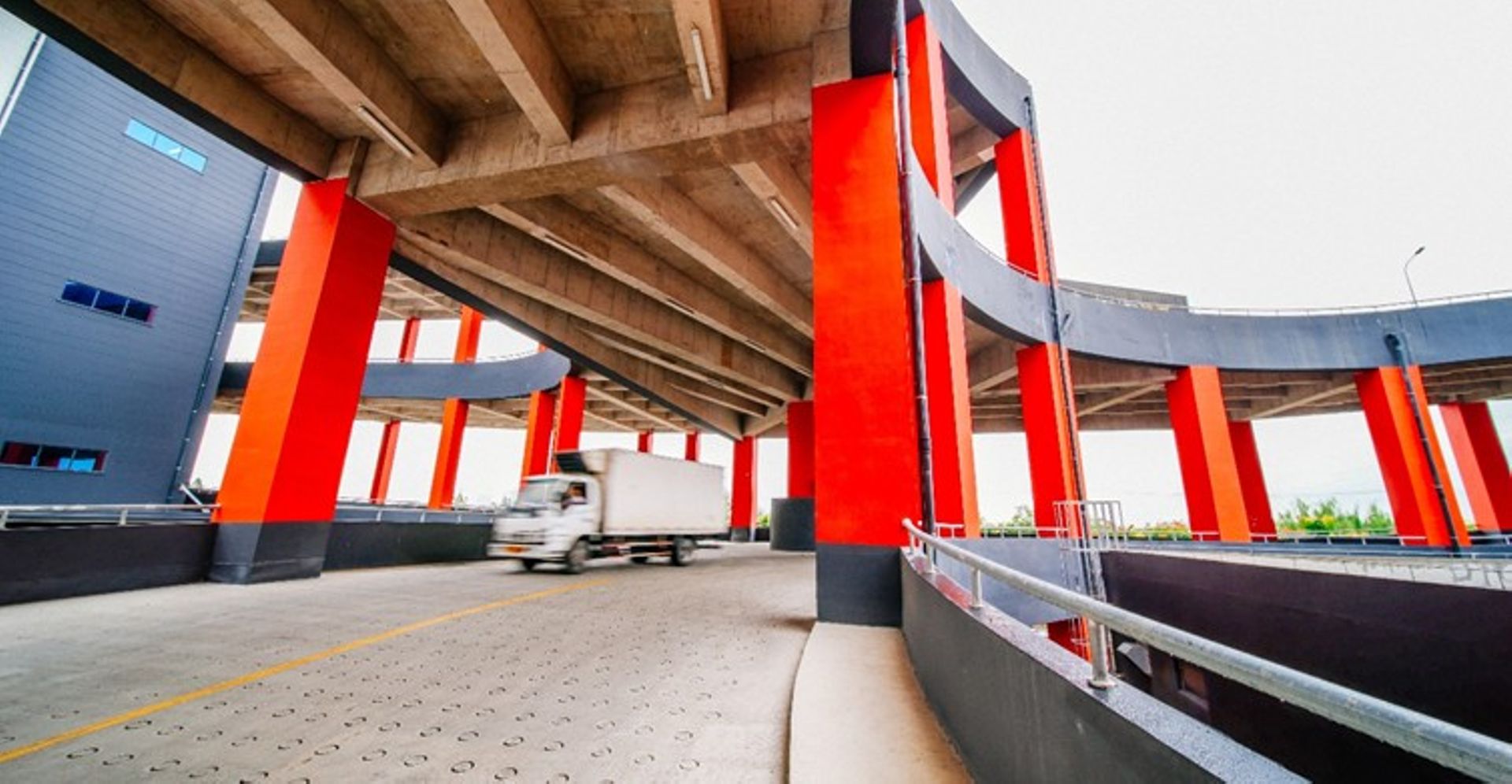 ESR sets up $235m China fund with insurers to acquire logistics assets