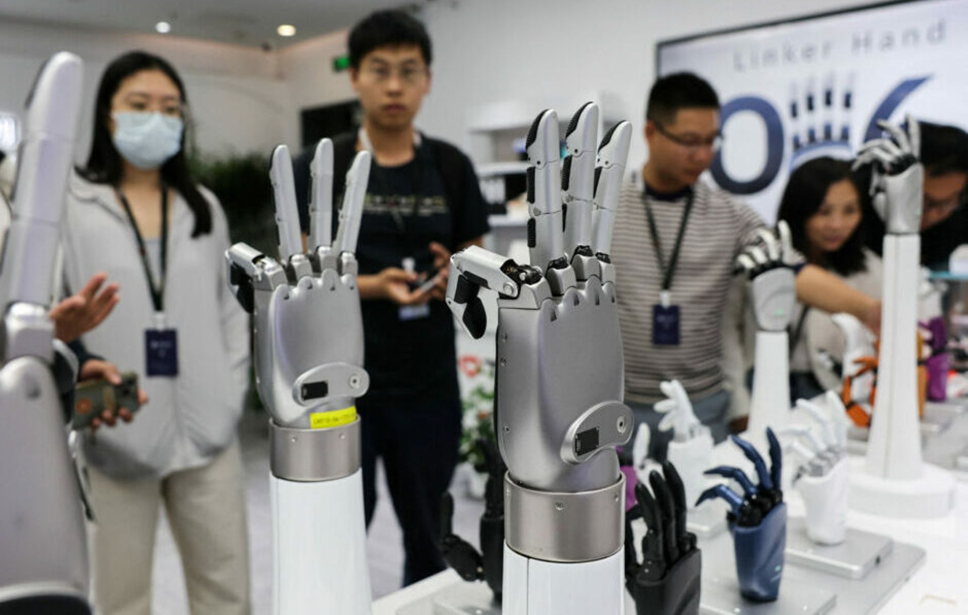 China robot-hand-building unicorn Linkerbot looks to double valuation to $6b