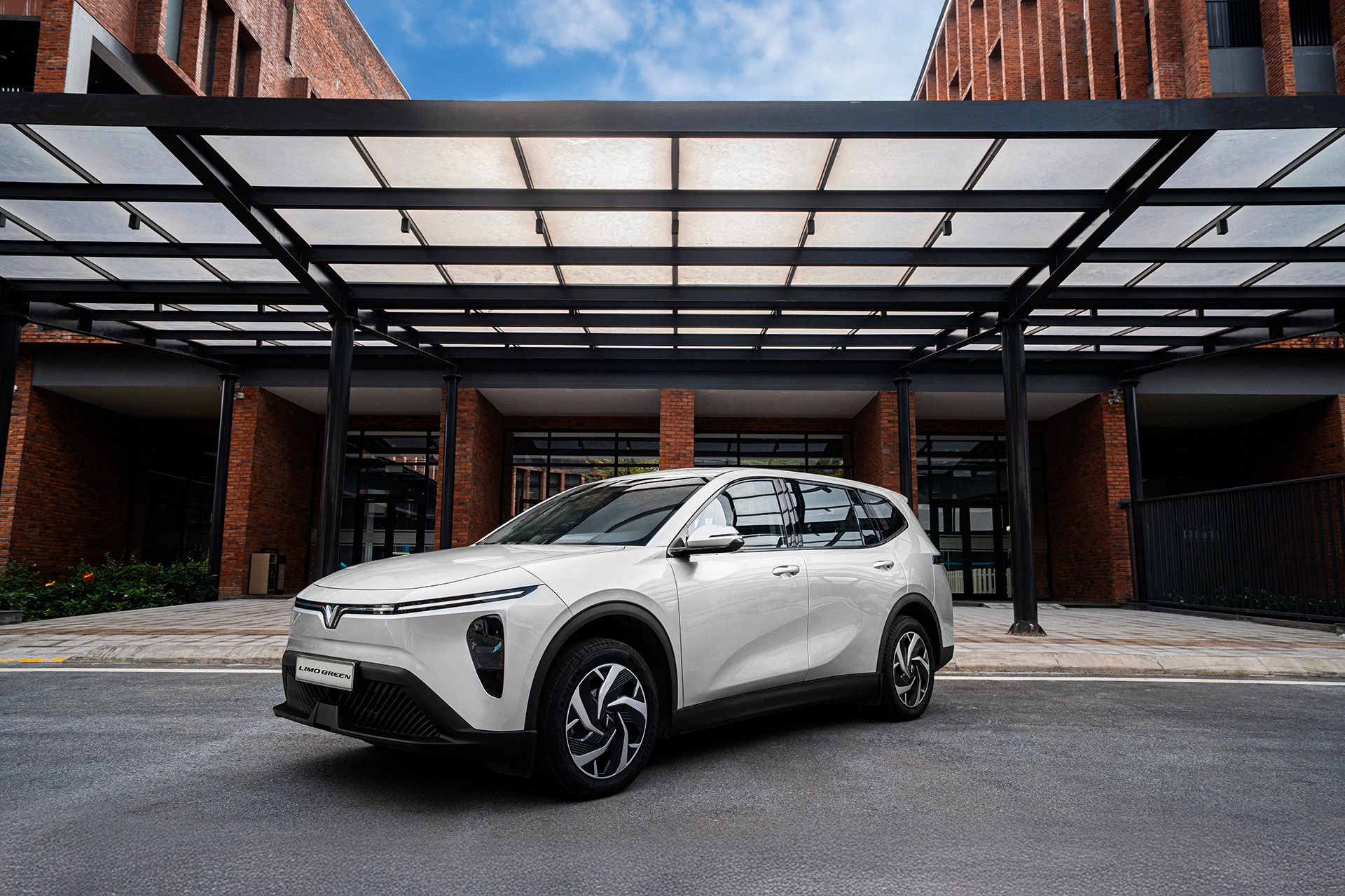 VinFast to transfer EV manufacturing business in $530m transaction