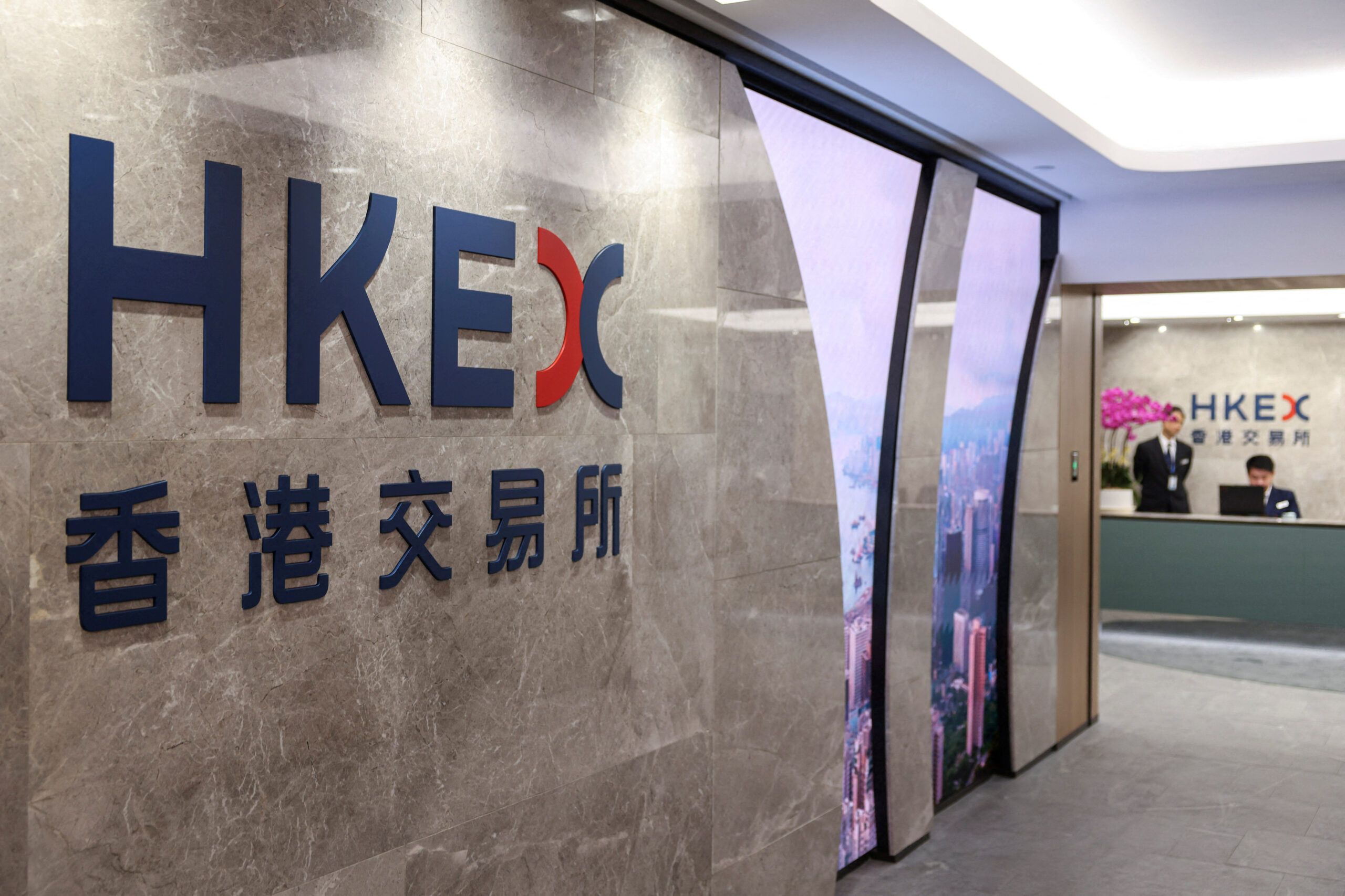 Optical equipment maker Ligent to launch $800m Hong Kong IPO this month