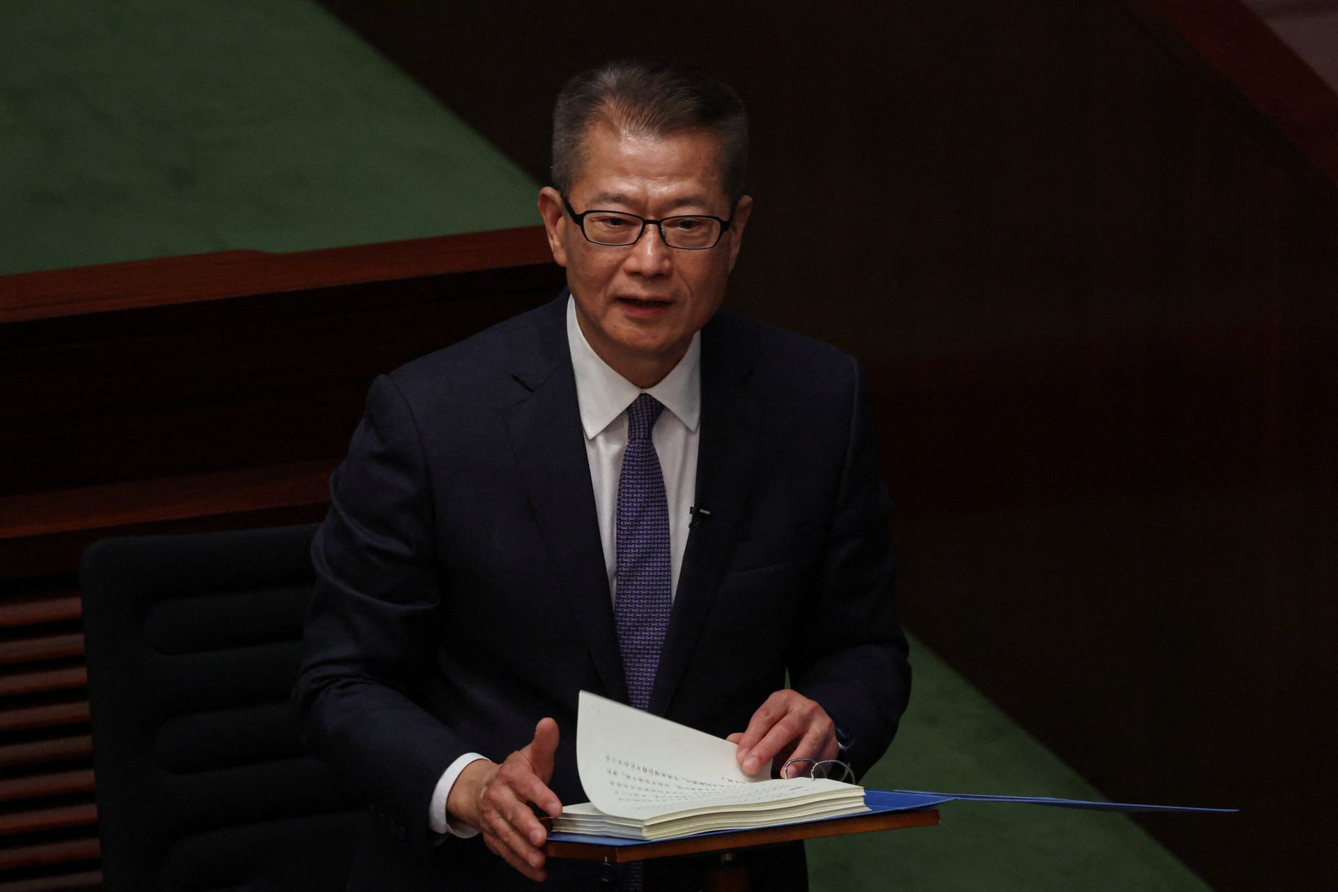 Hong Kong seeks greater investment, IPO access for Chinese investors