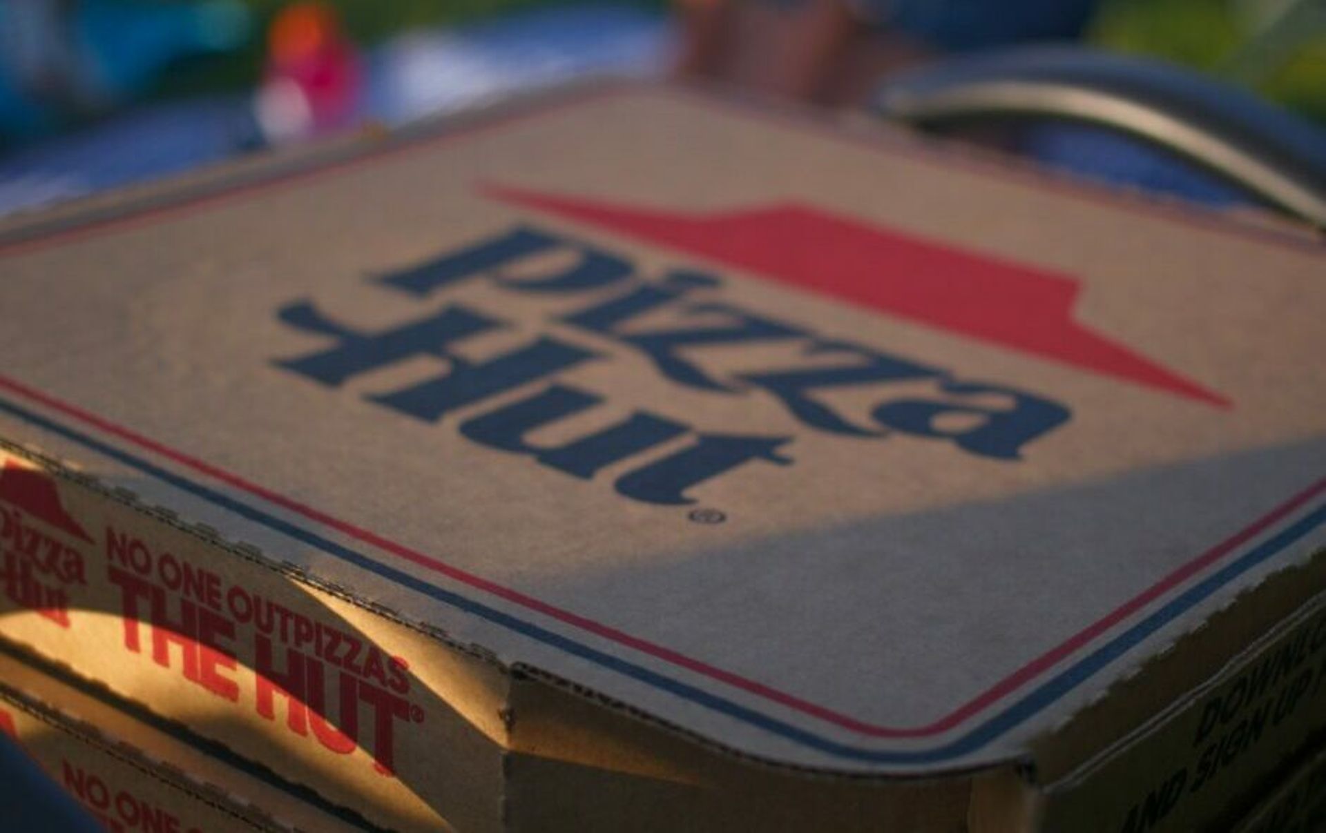 Yum Brands to sell Pizza Hut for $2.7b to Yum China, LongRange Capital