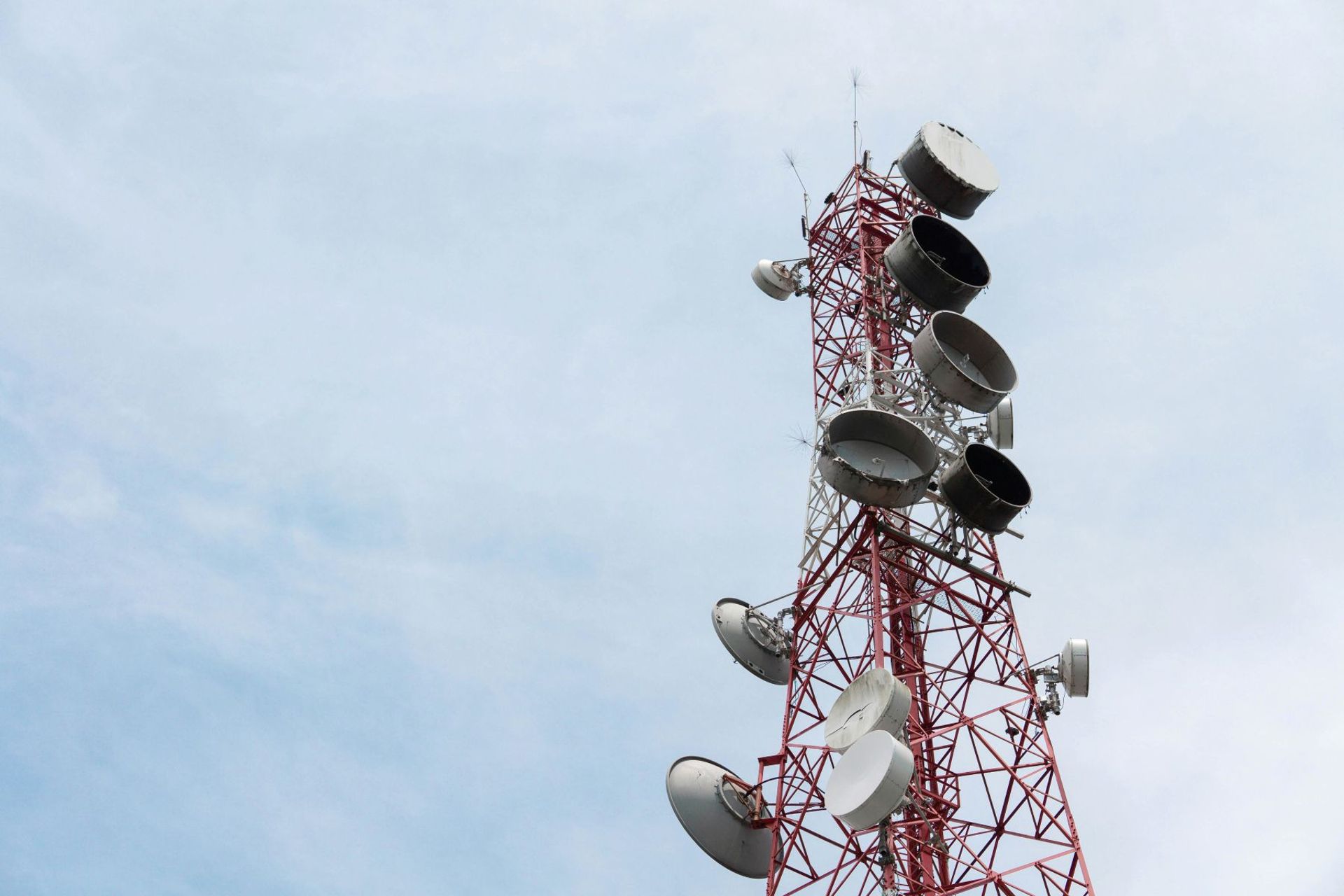 Indonesian telecom infra firm Bach Multi Global targets July listing