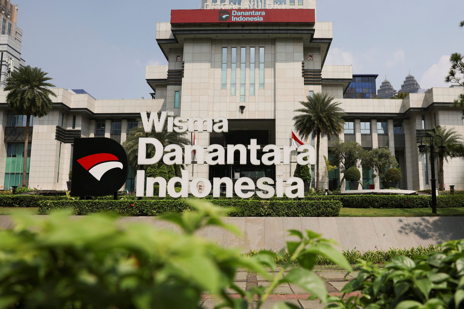 Danantara Indonesia unit says 'soft launch' of commodity export system in Sept