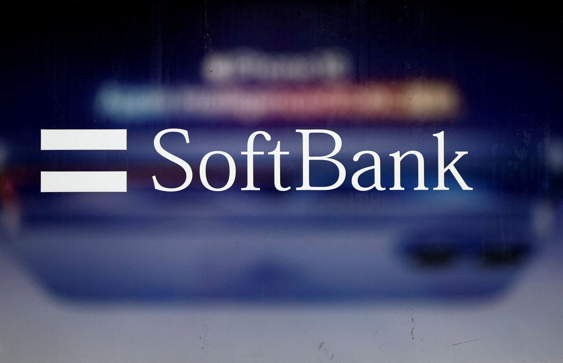 SoftBank books lower Q1 profit, gain on Intel stake