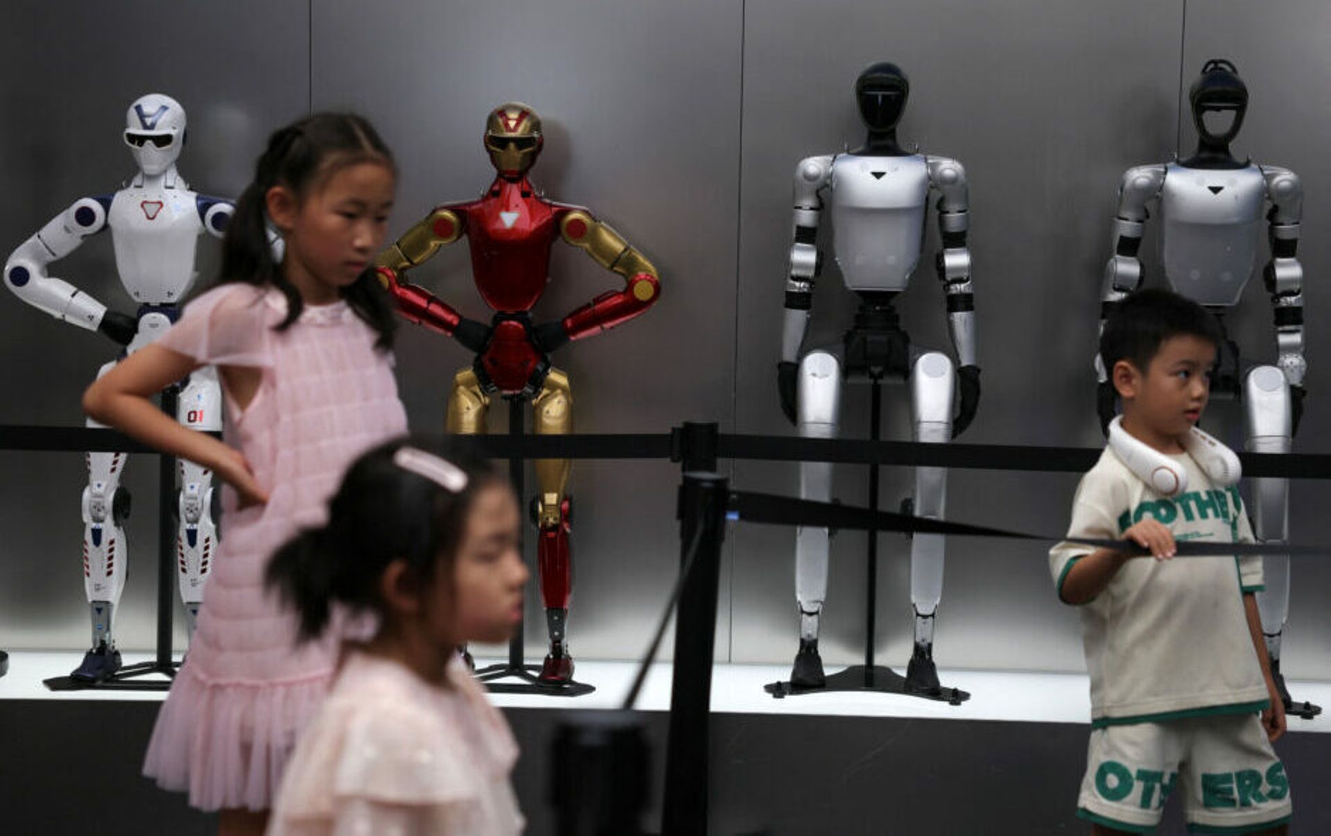 Humanoid robot maker Unitree gears up for Shanghai debut