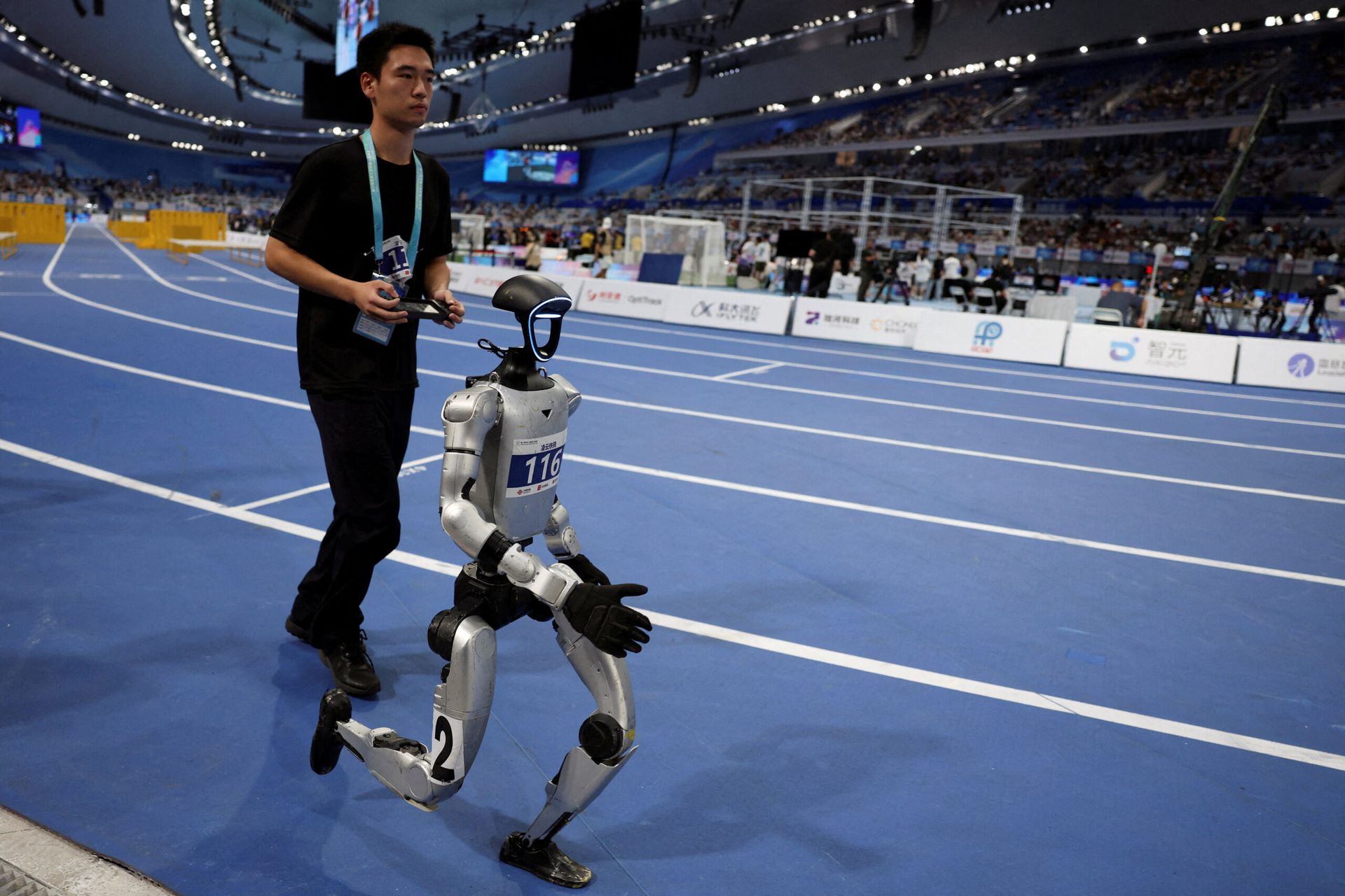 Chinese robot maker Unitree's post-listing slump sparks bubble fears