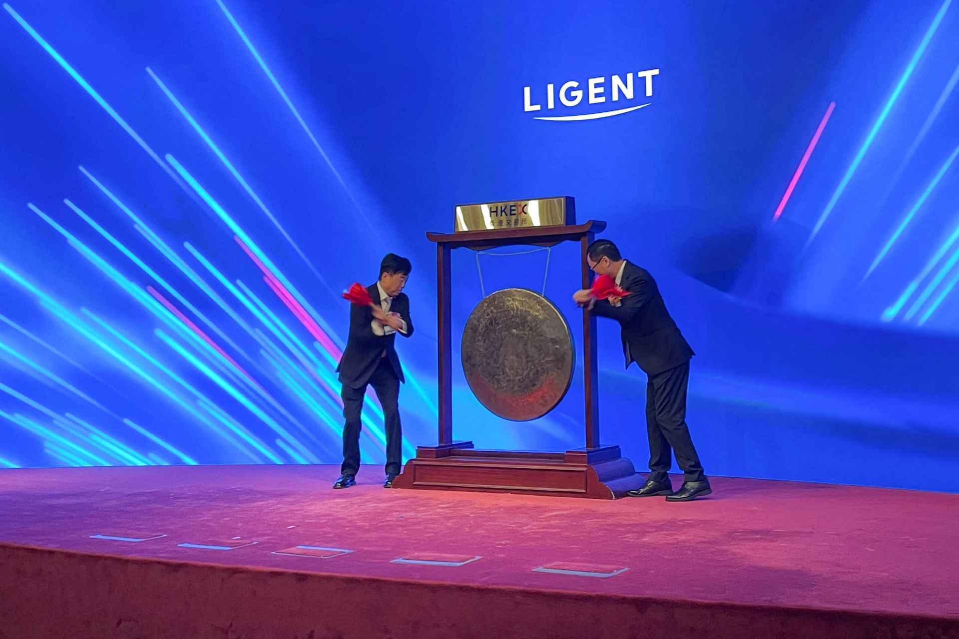 Ligent Technologies jumps in Hong Kong debut, outpacing key indices