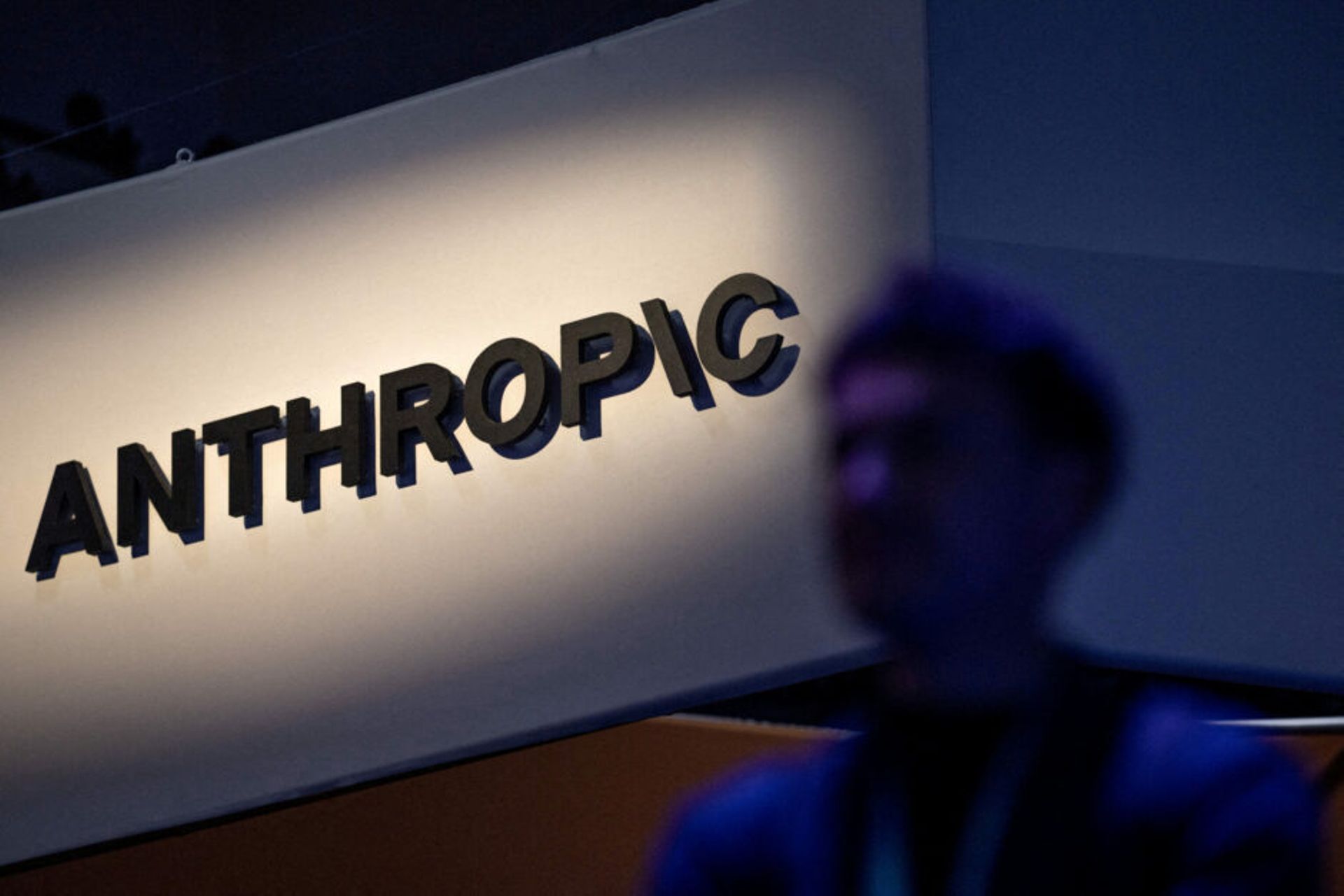 Anthropic's $518b AI buildout hinges largely on deals that cannot be cancelled