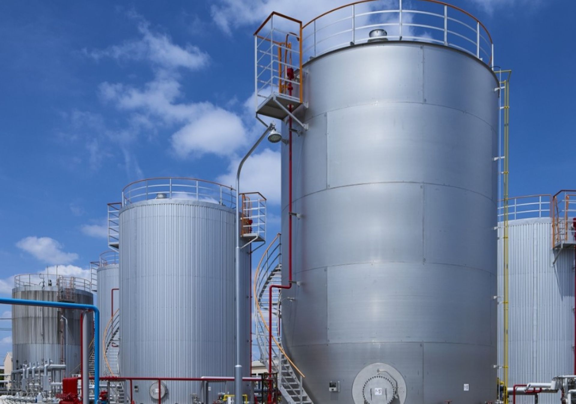 KKR sells Japan, Korea tank-storage businesses